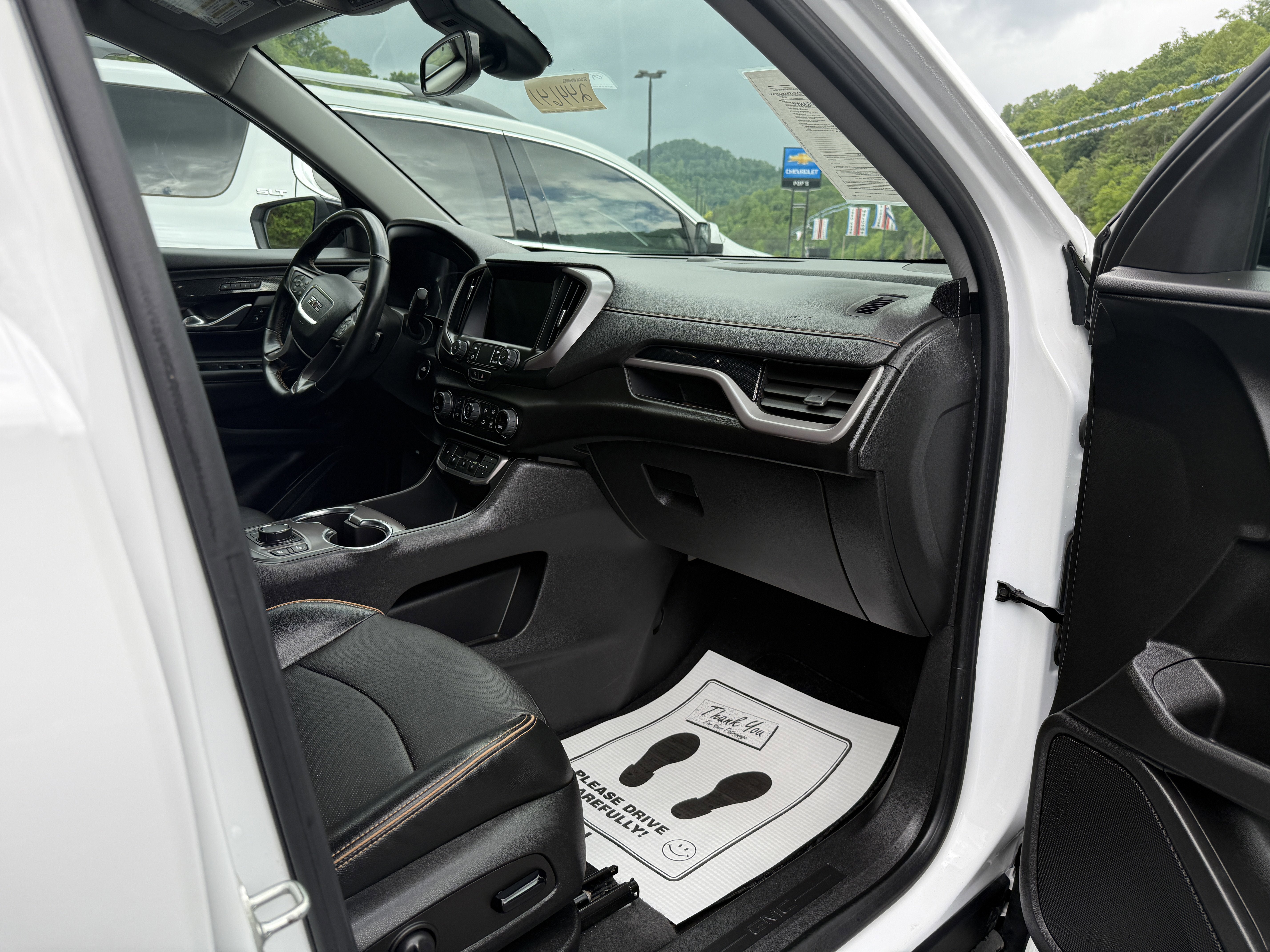 2023 GMC Terrain AT4