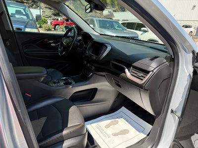 2022 GMC Terrain AT4