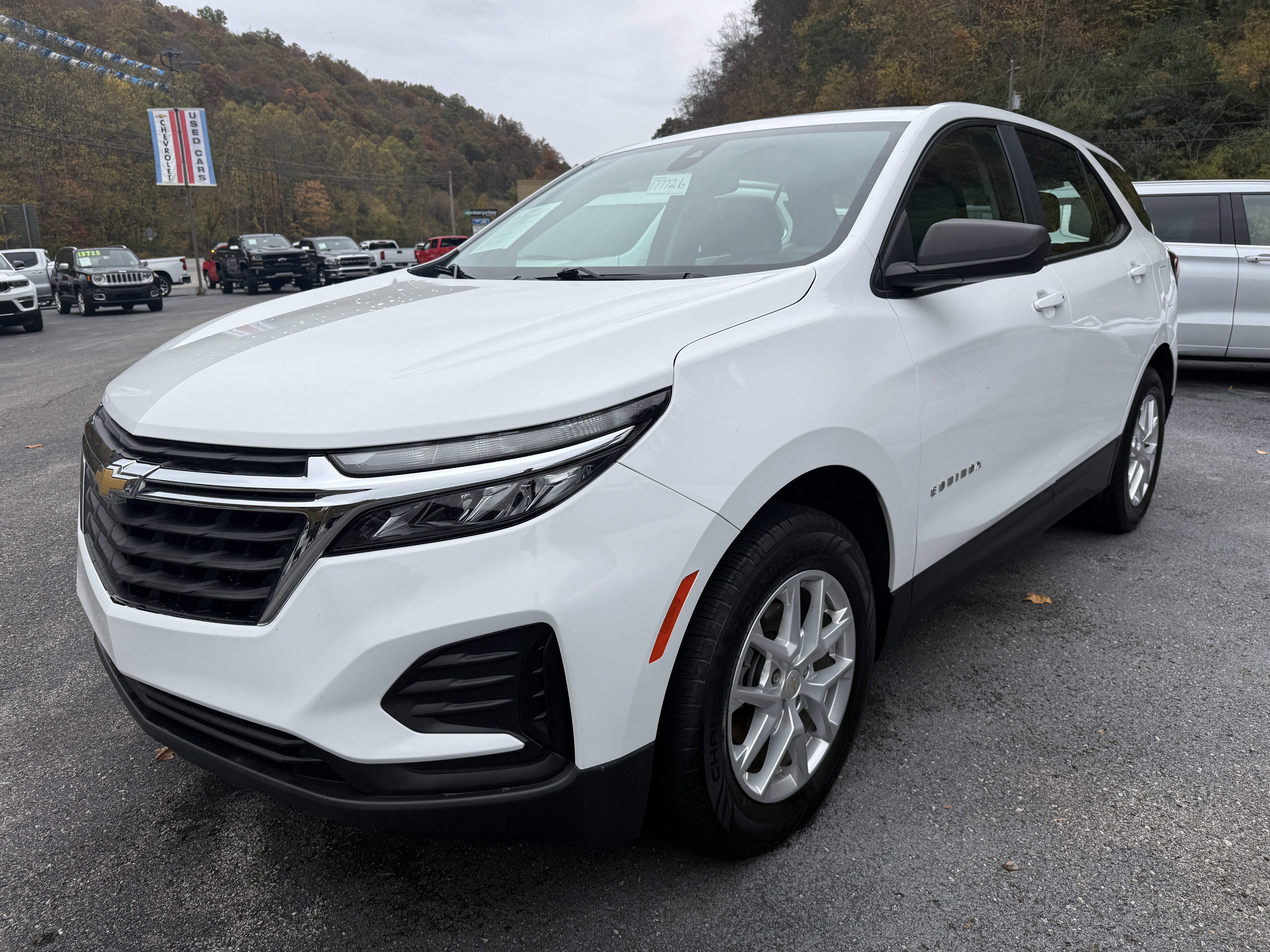 2022 Chevrolet Equinox LS