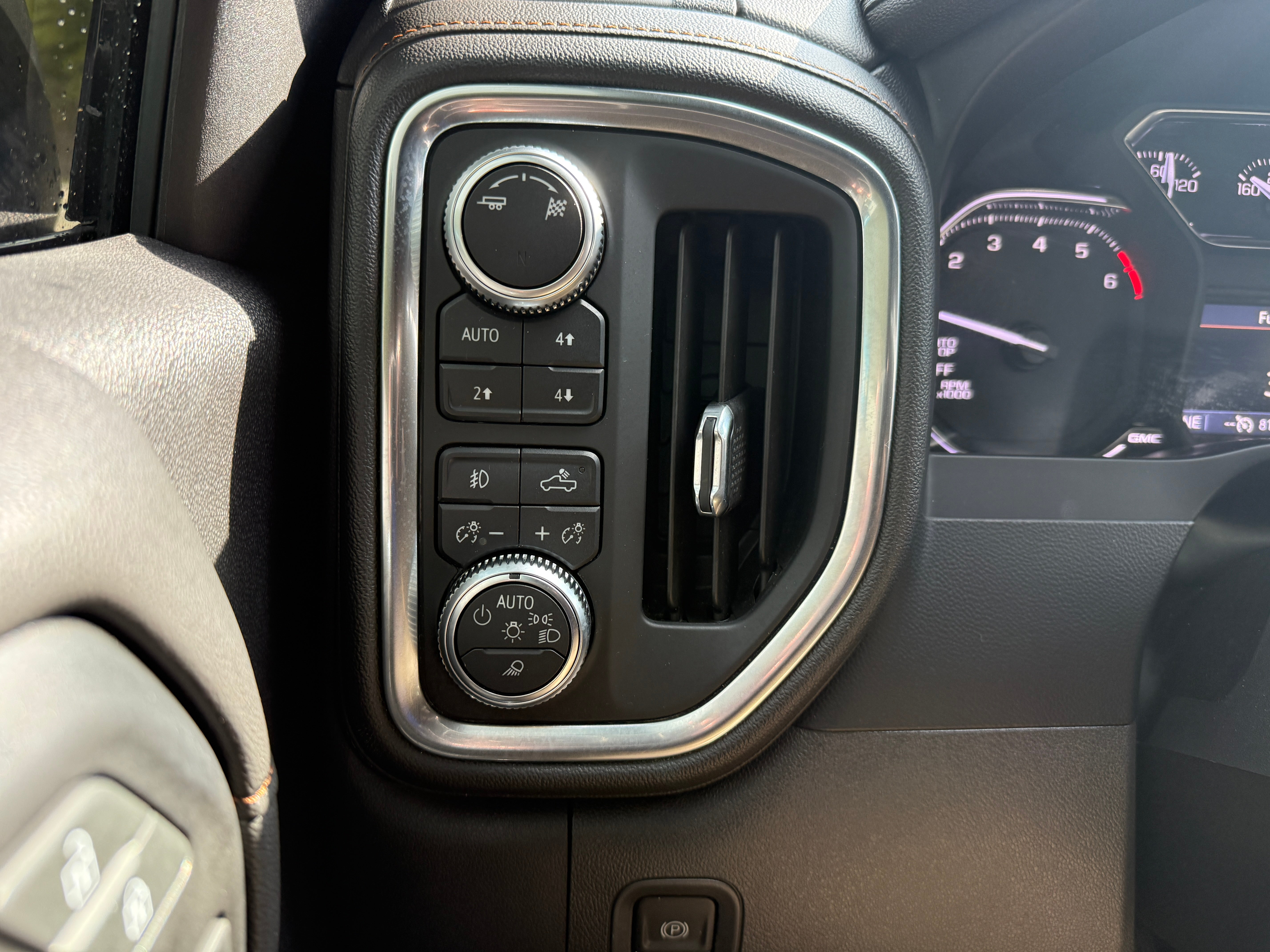 2019 GMC Sierra 1500 AT4