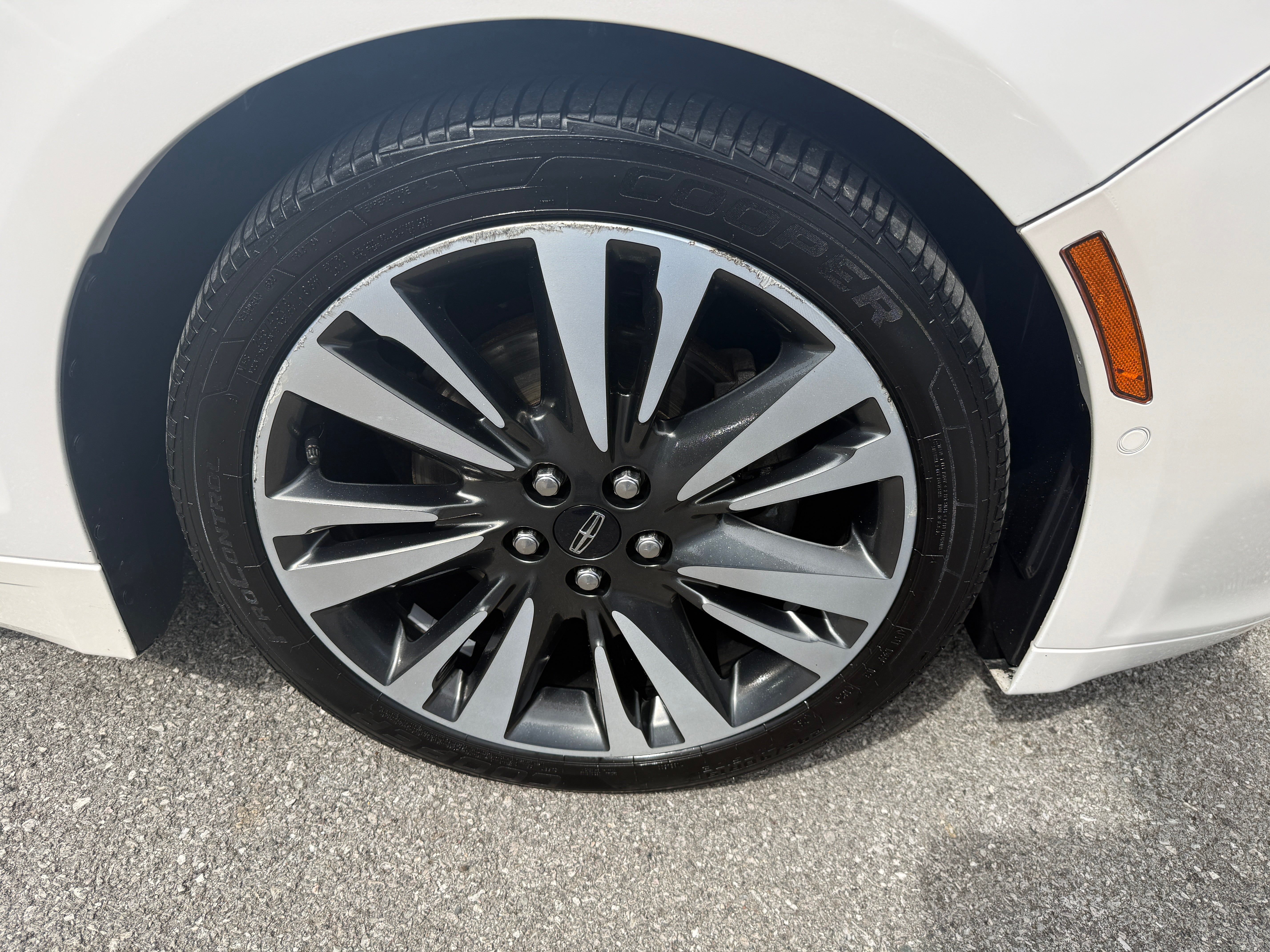 2019 Lincoln MKZ Reserve II