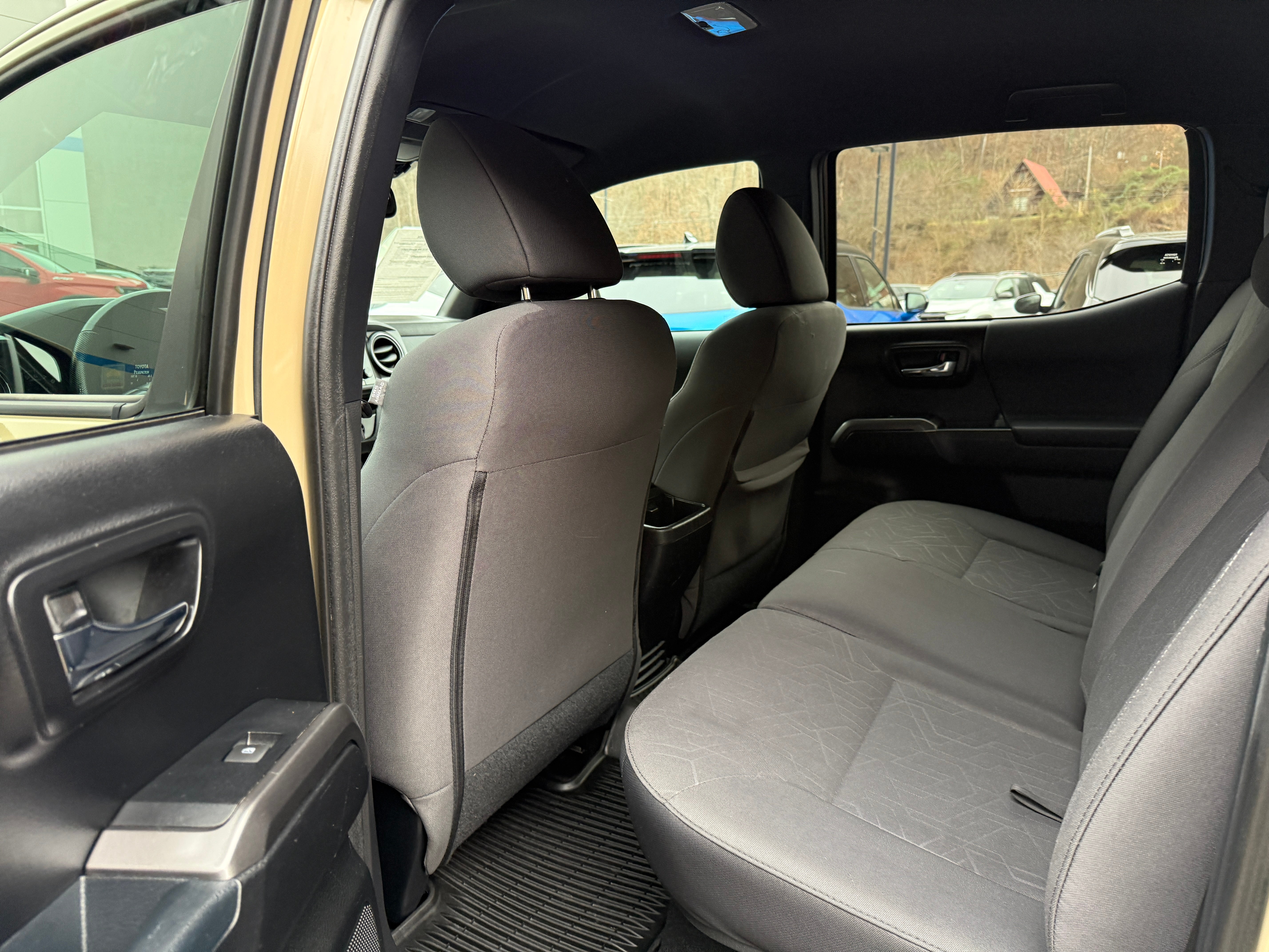 2018 Toyota Tacoma SR