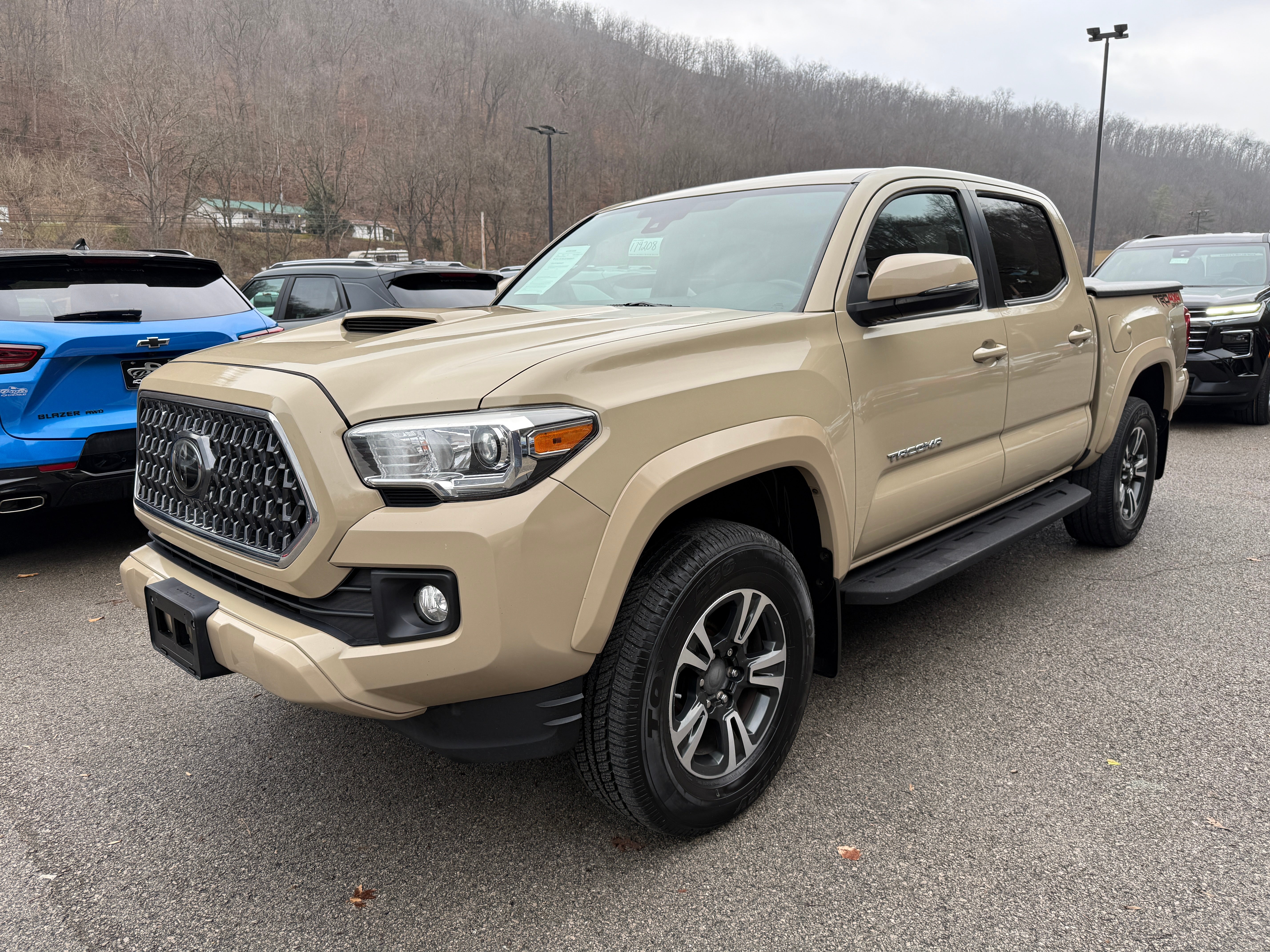 2018 Toyota Tacoma SR