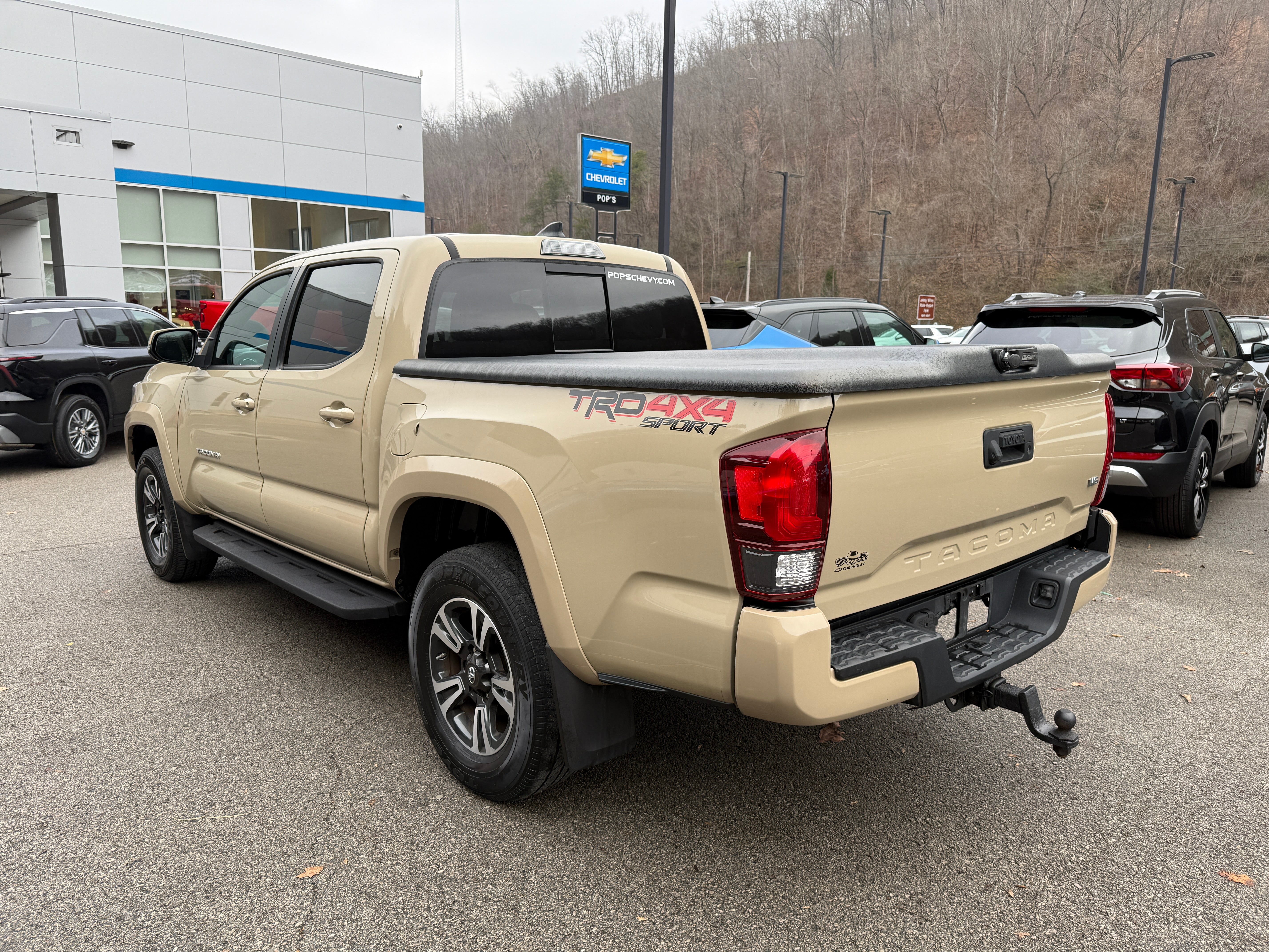2018 Toyota Tacoma SR