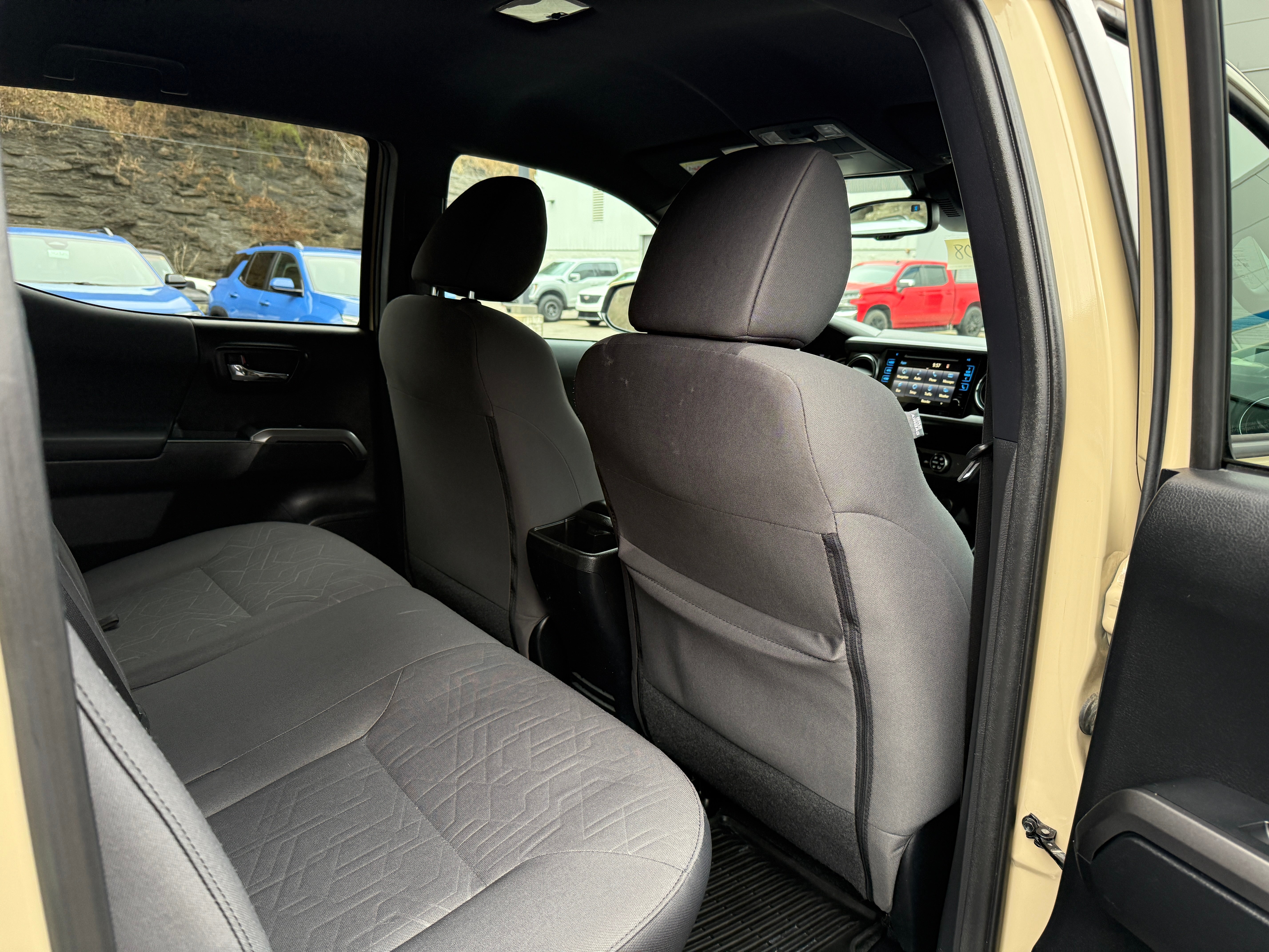 2018 Toyota Tacoma SR