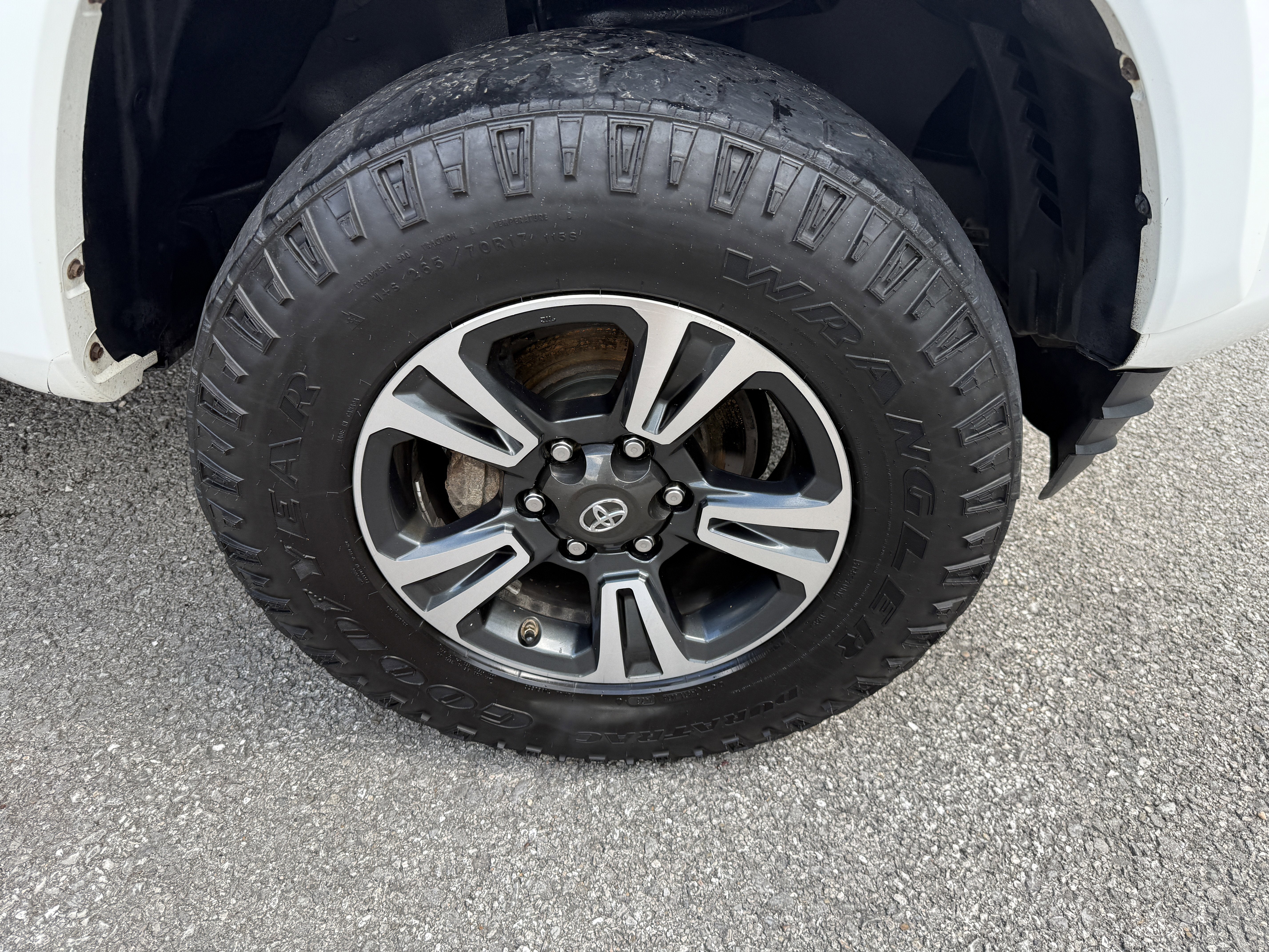 2017 Toyota Tacoma SR5