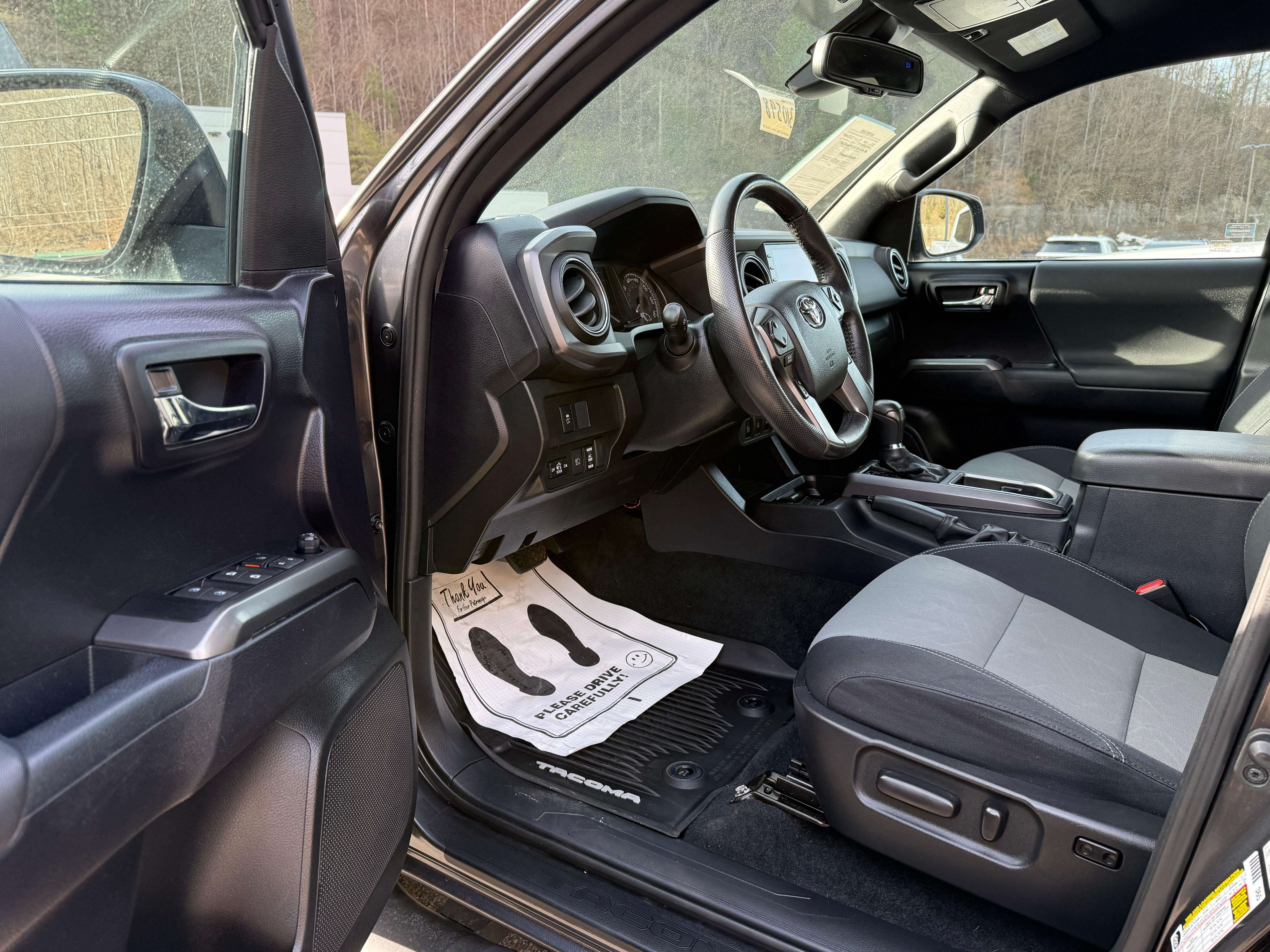 2020 Toyota Tacoma 4WD SR5