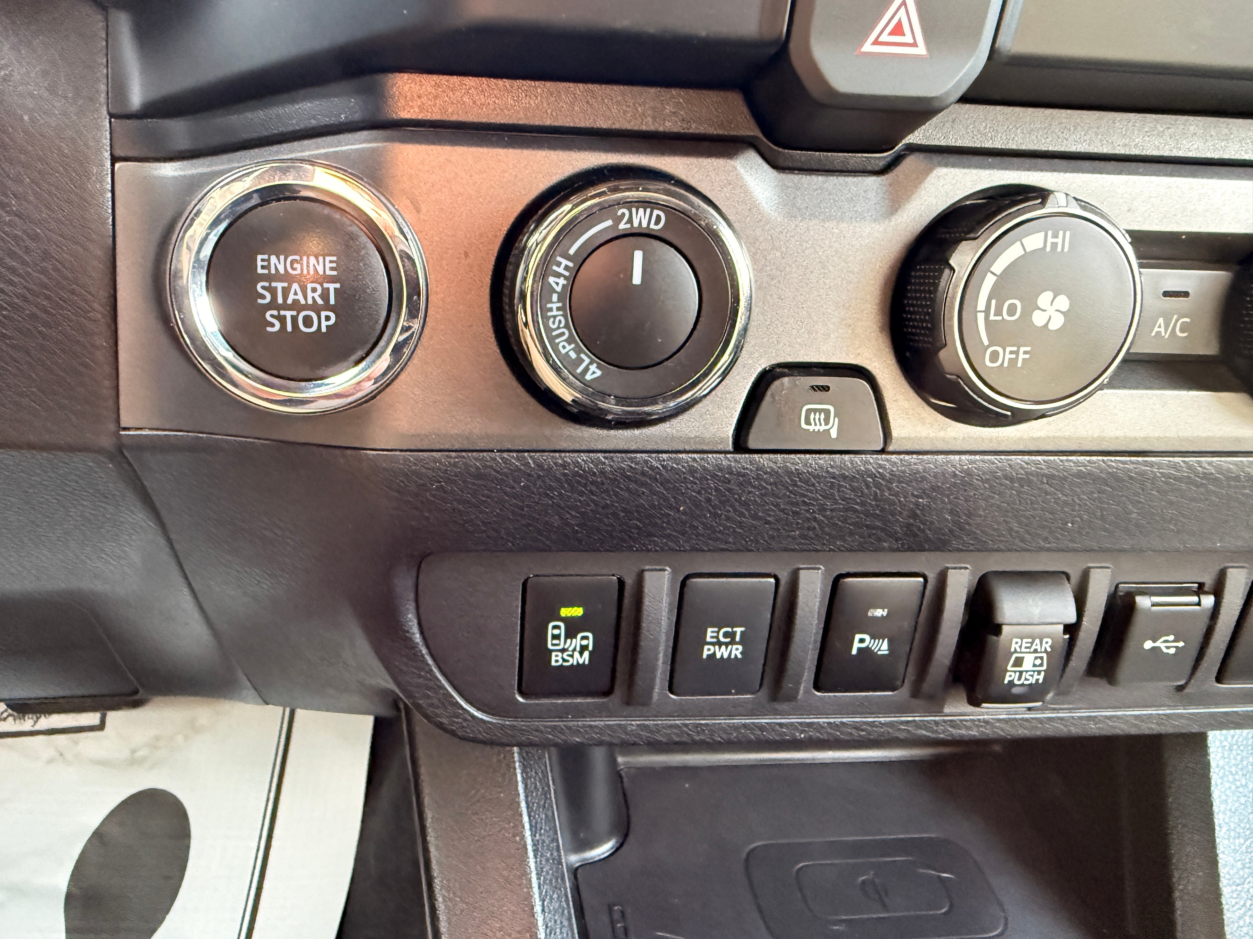 2020 Toyota Tacoma 4WD SR5