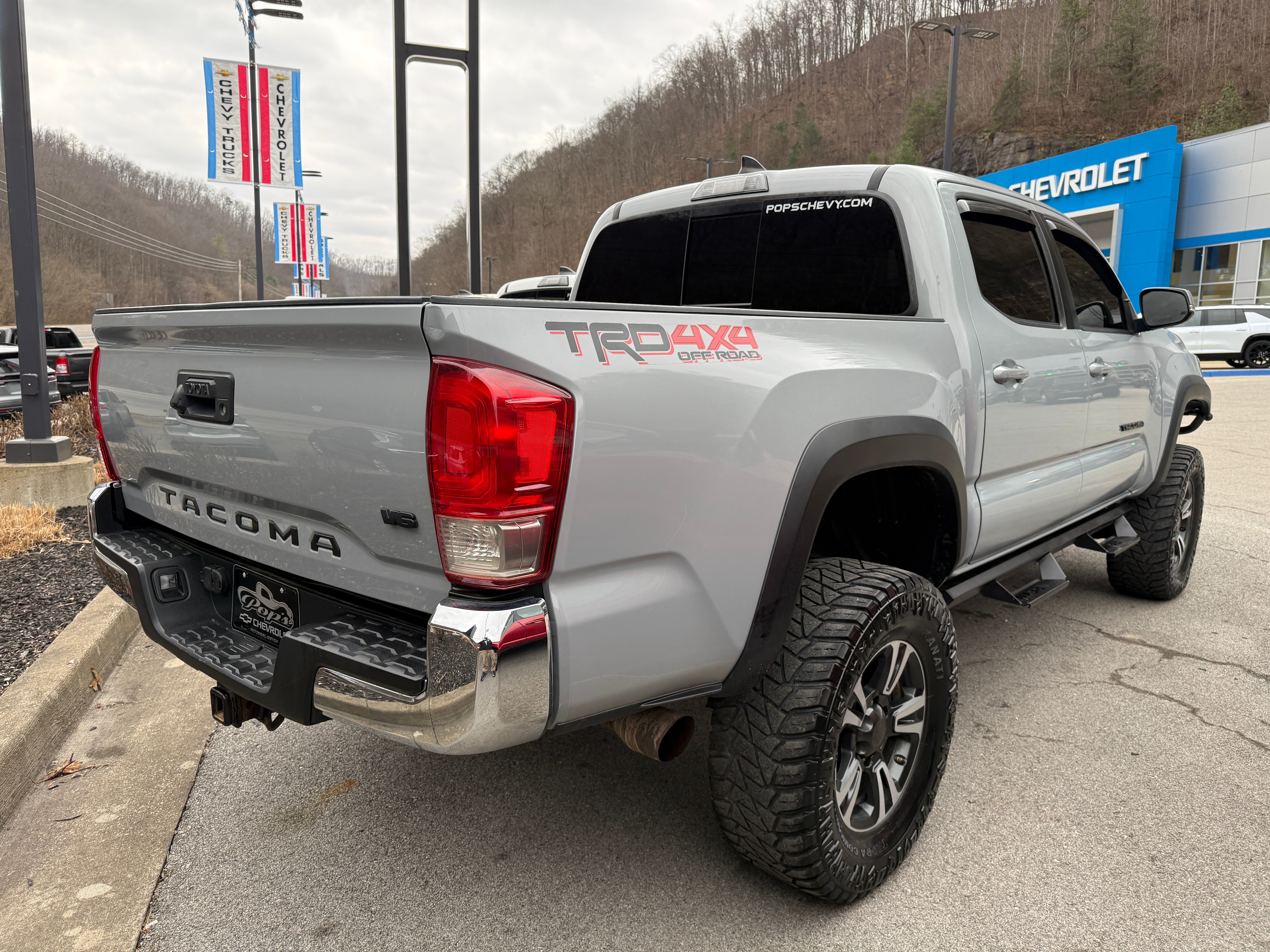 2018 Toyota Tacoma SR