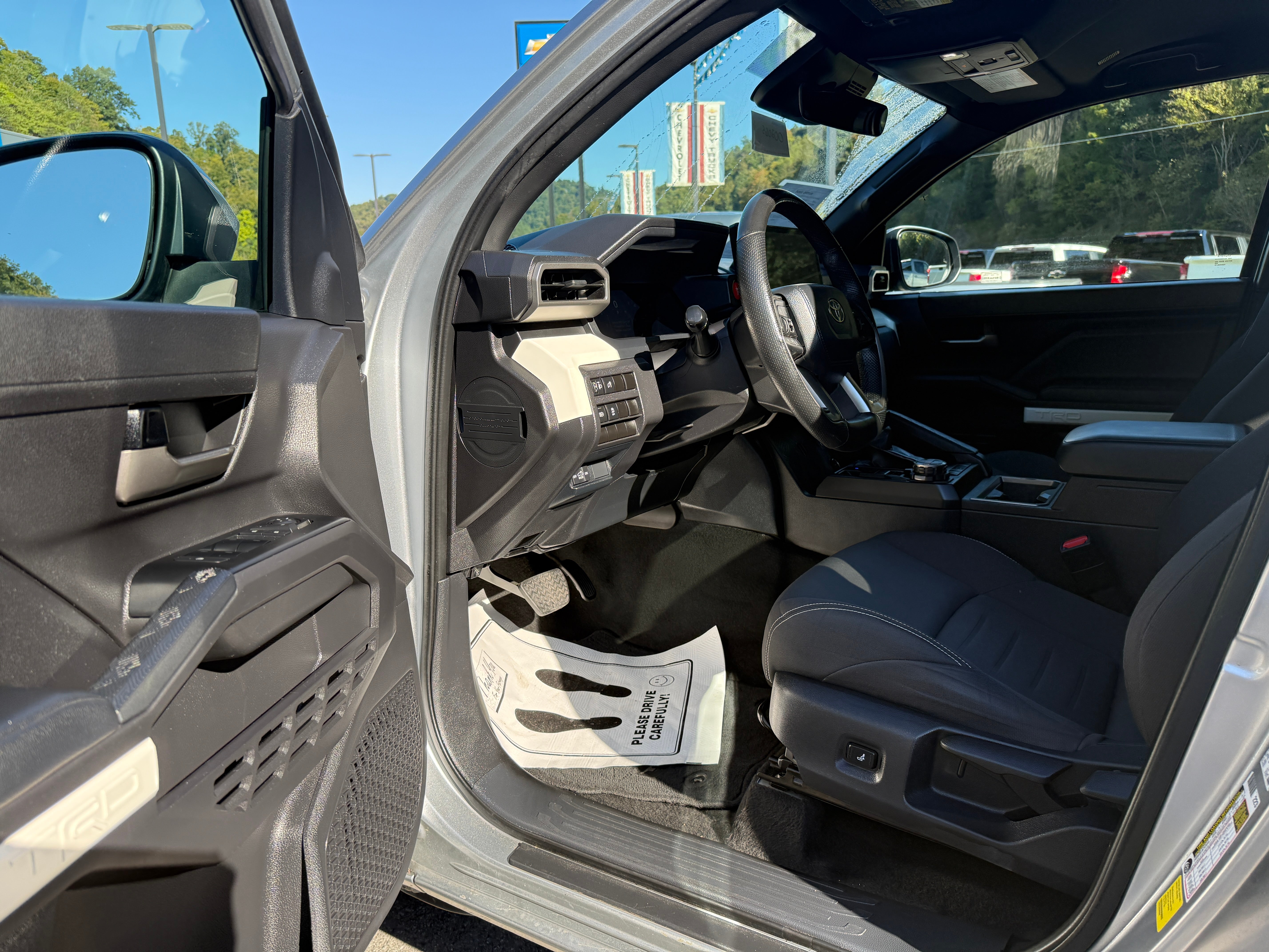 2024 Toyota Tacoma 4WD SR5