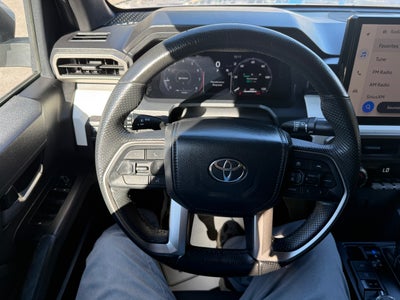 2024 Toyota Tacoma 4WD SR5