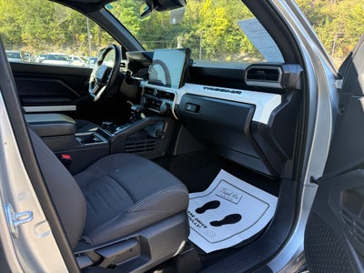 2024 Toyota Tacoma 4WD SR5