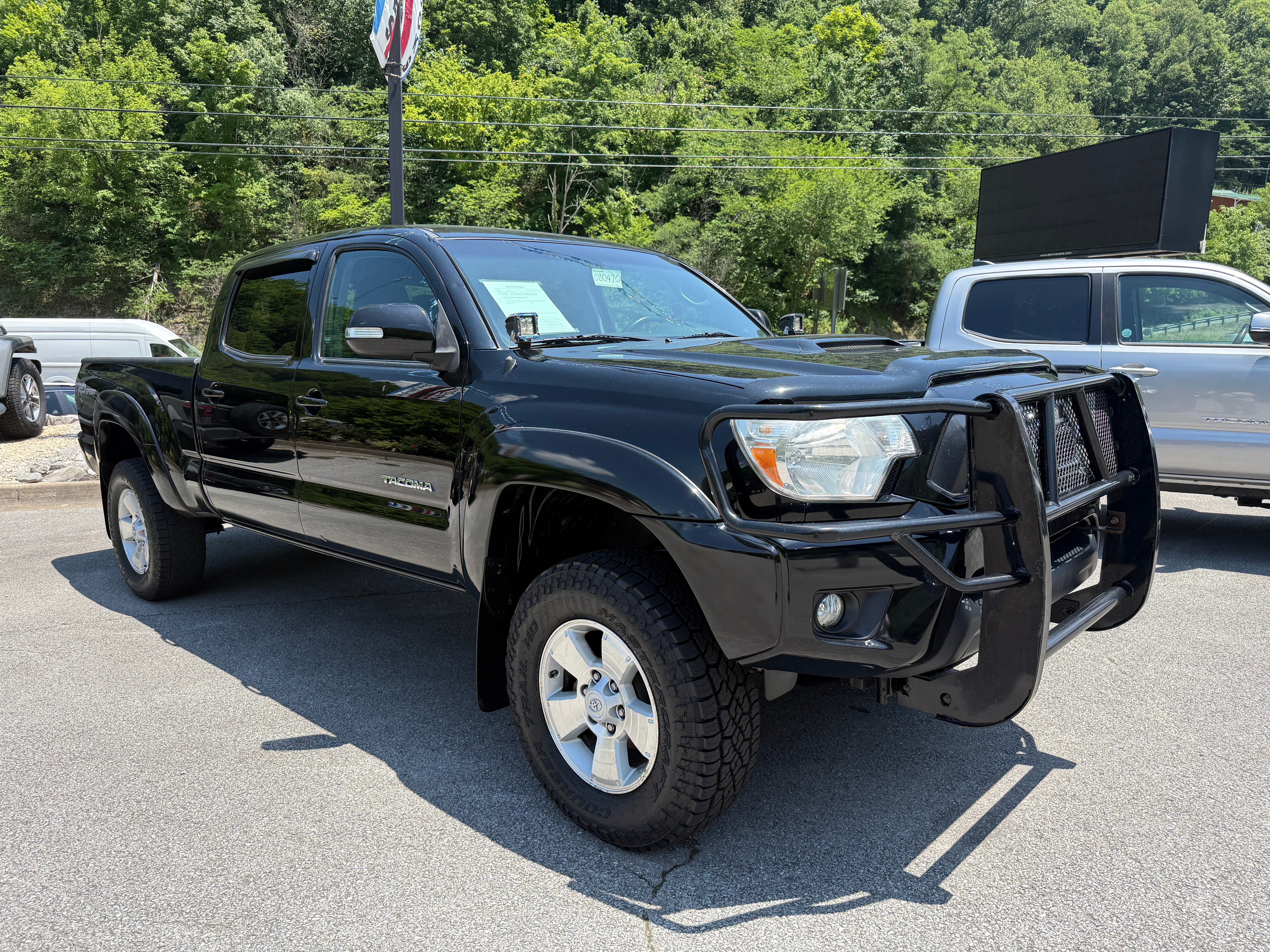 2015 Toyota Tacoma 4WD Double Cab LB V6 AT (Natl)