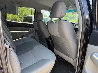 2015 Toyota Tacoma 4WD Double Cab LB V6 AT (Natl)