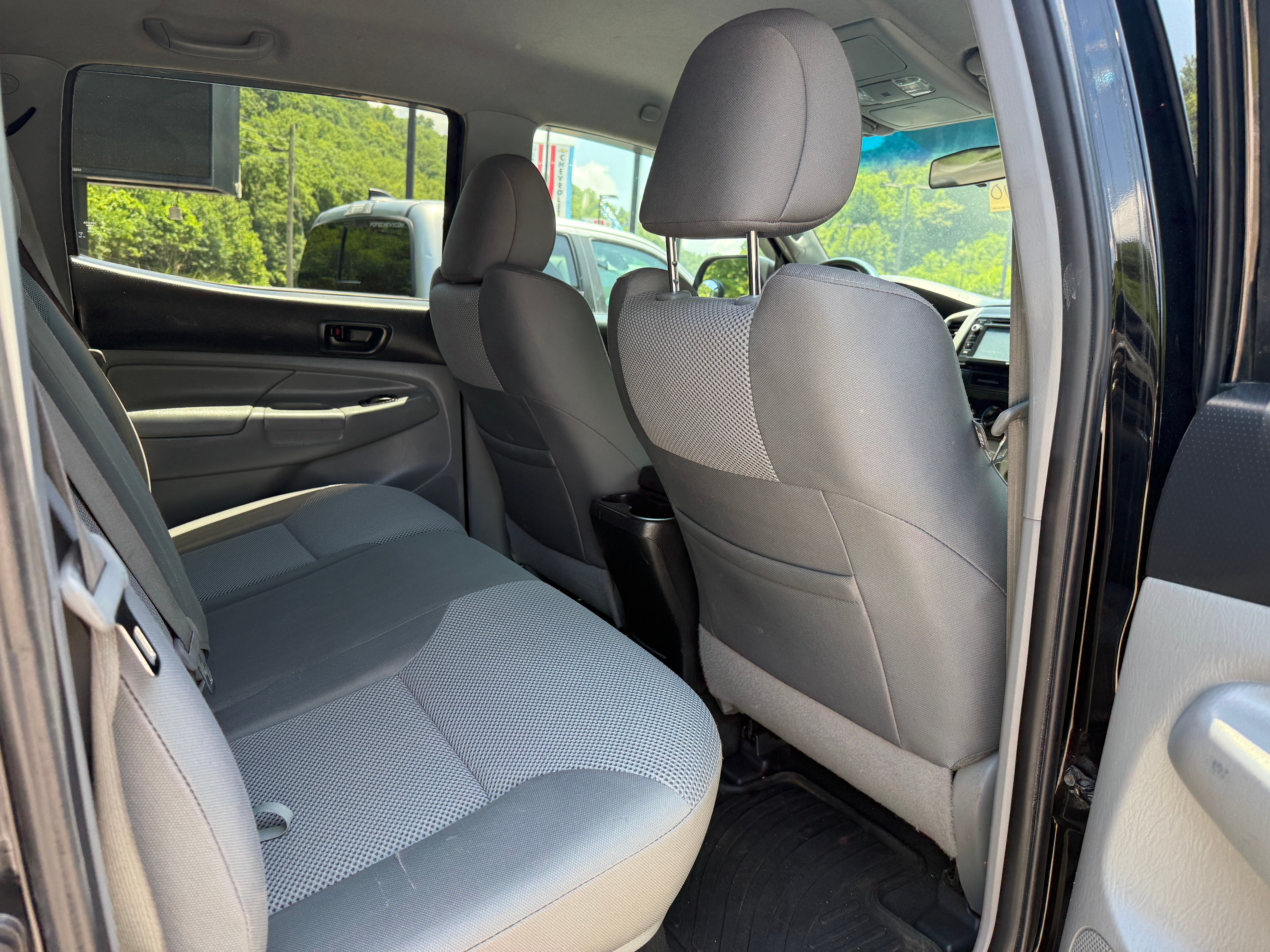 2015 Toyota Tacoma 4WD Double Cab LB V6 AT (Natl)