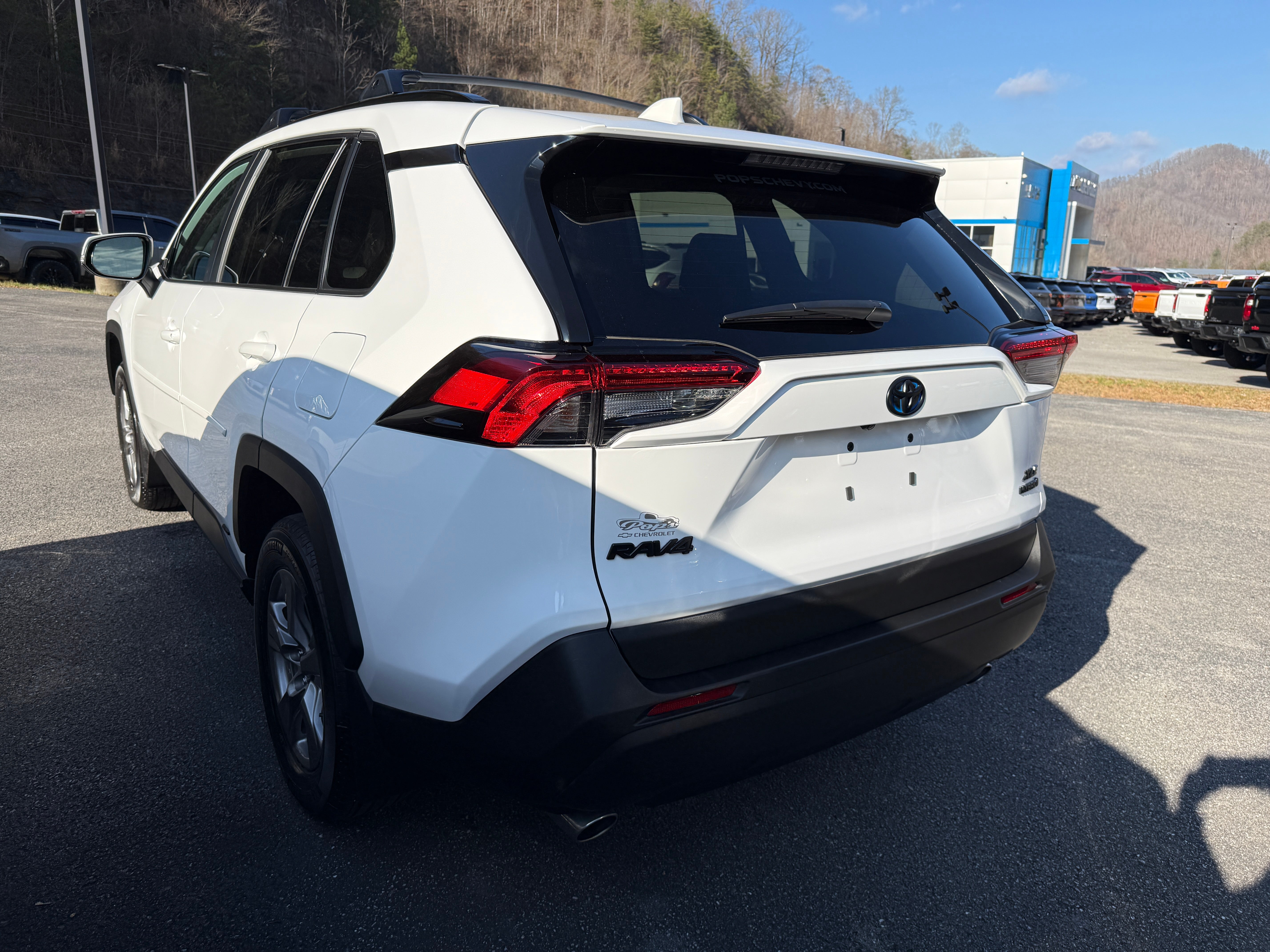 2024 Toyota RAV4 Hybrid XLE
