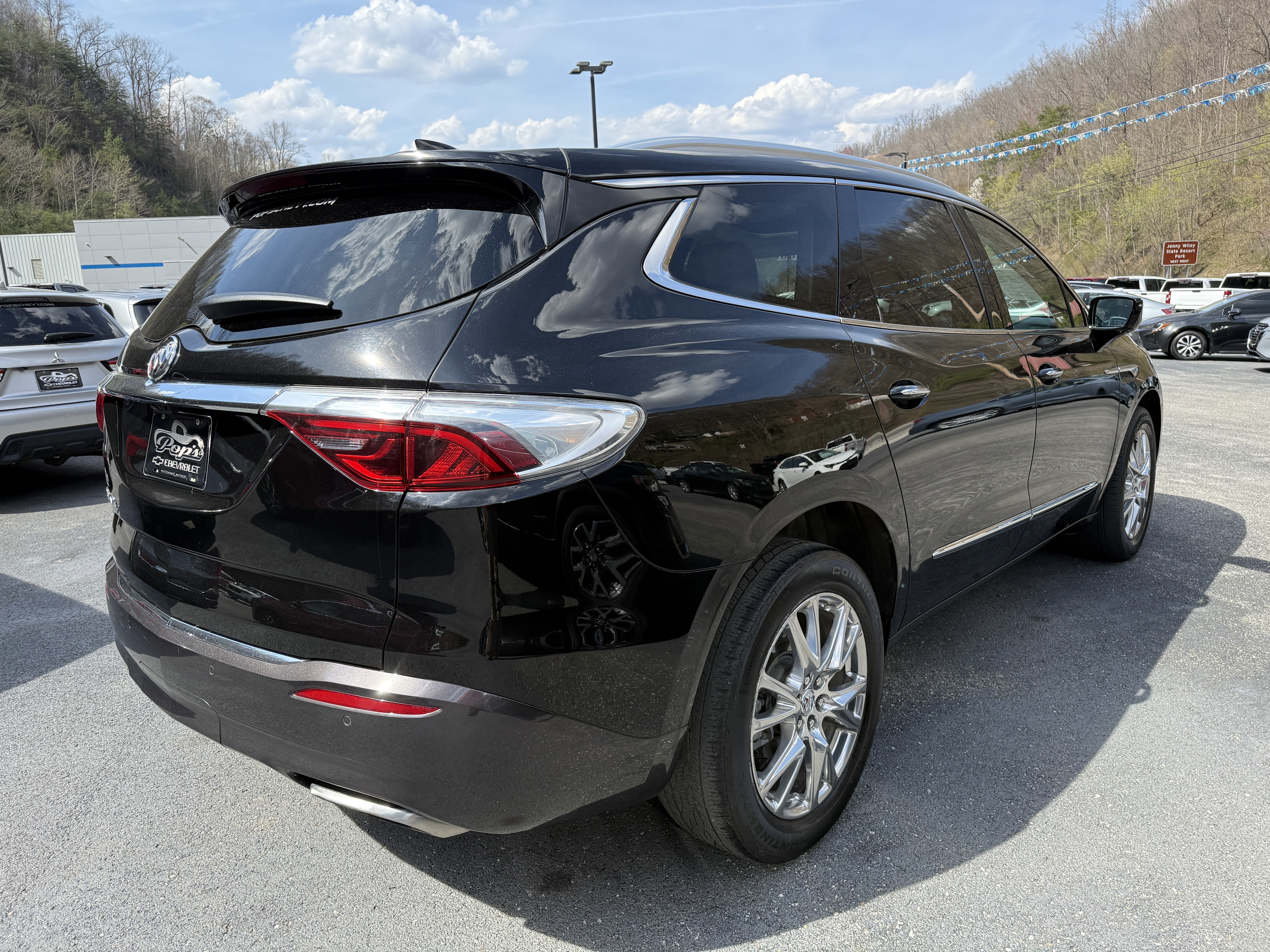 2023 Buick Enclave Premium