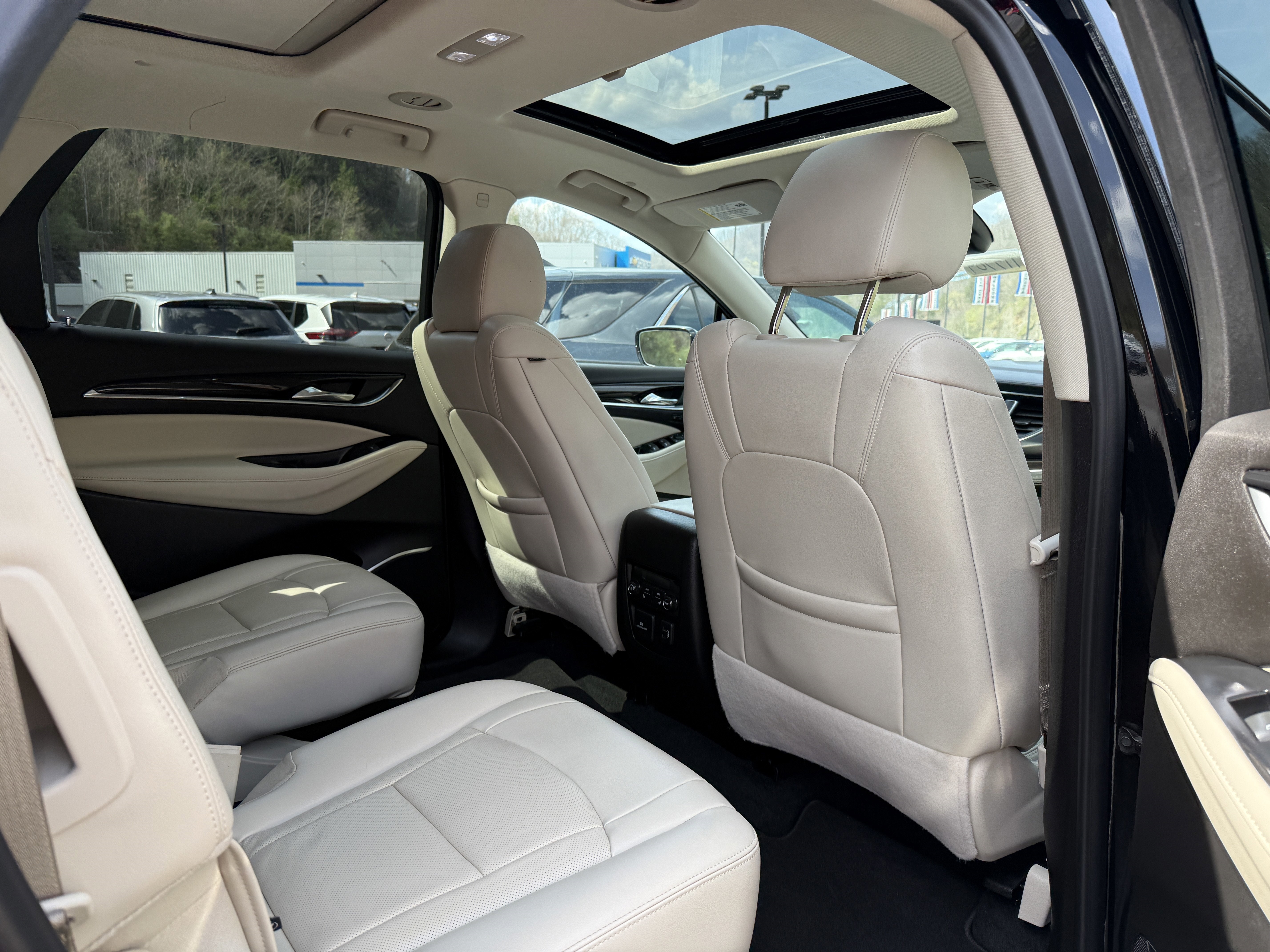 2023 Buick Enclave Premium