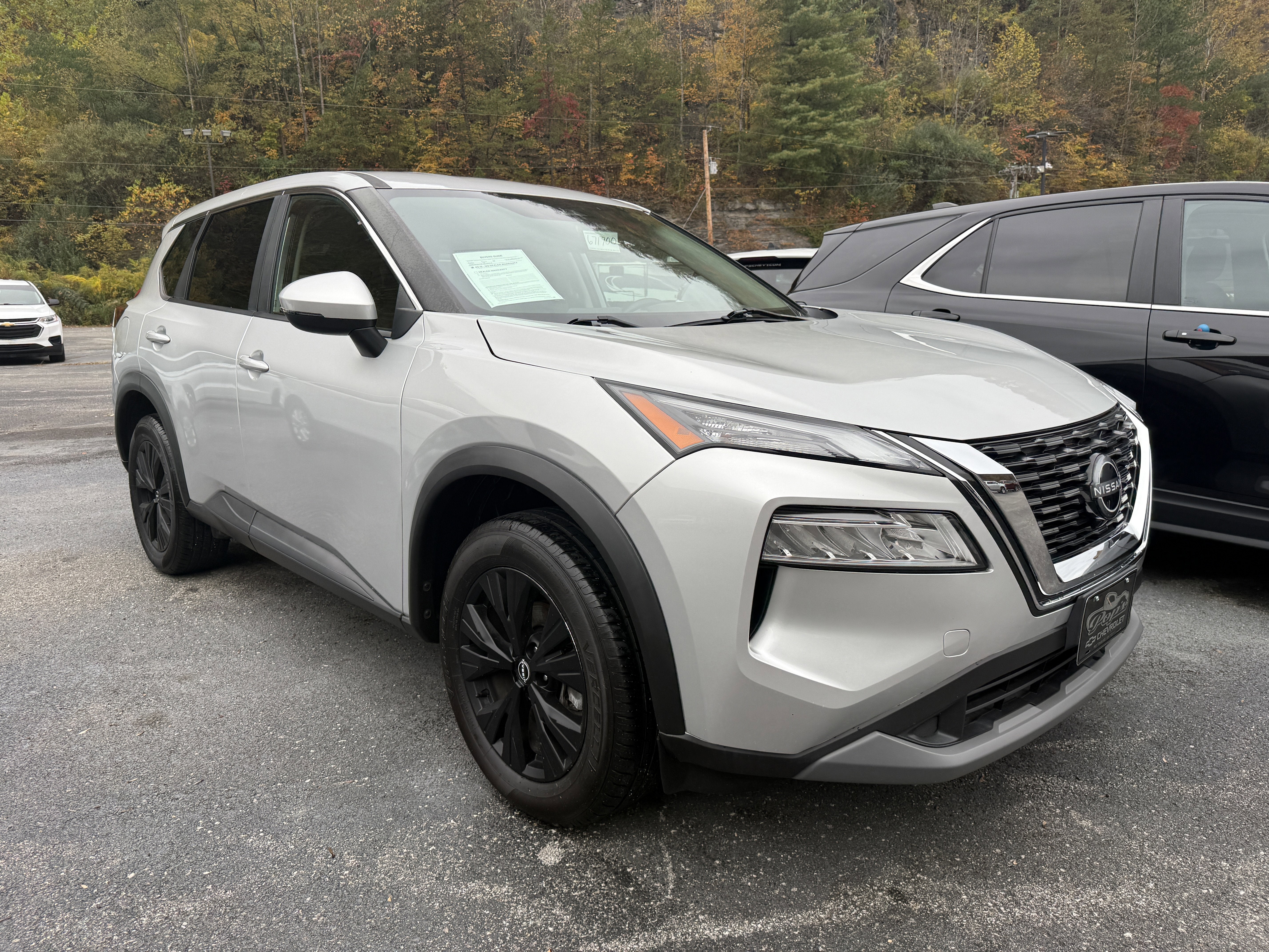 2022 Nissan Rogue SV