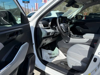 2023 Toyota Highlander L