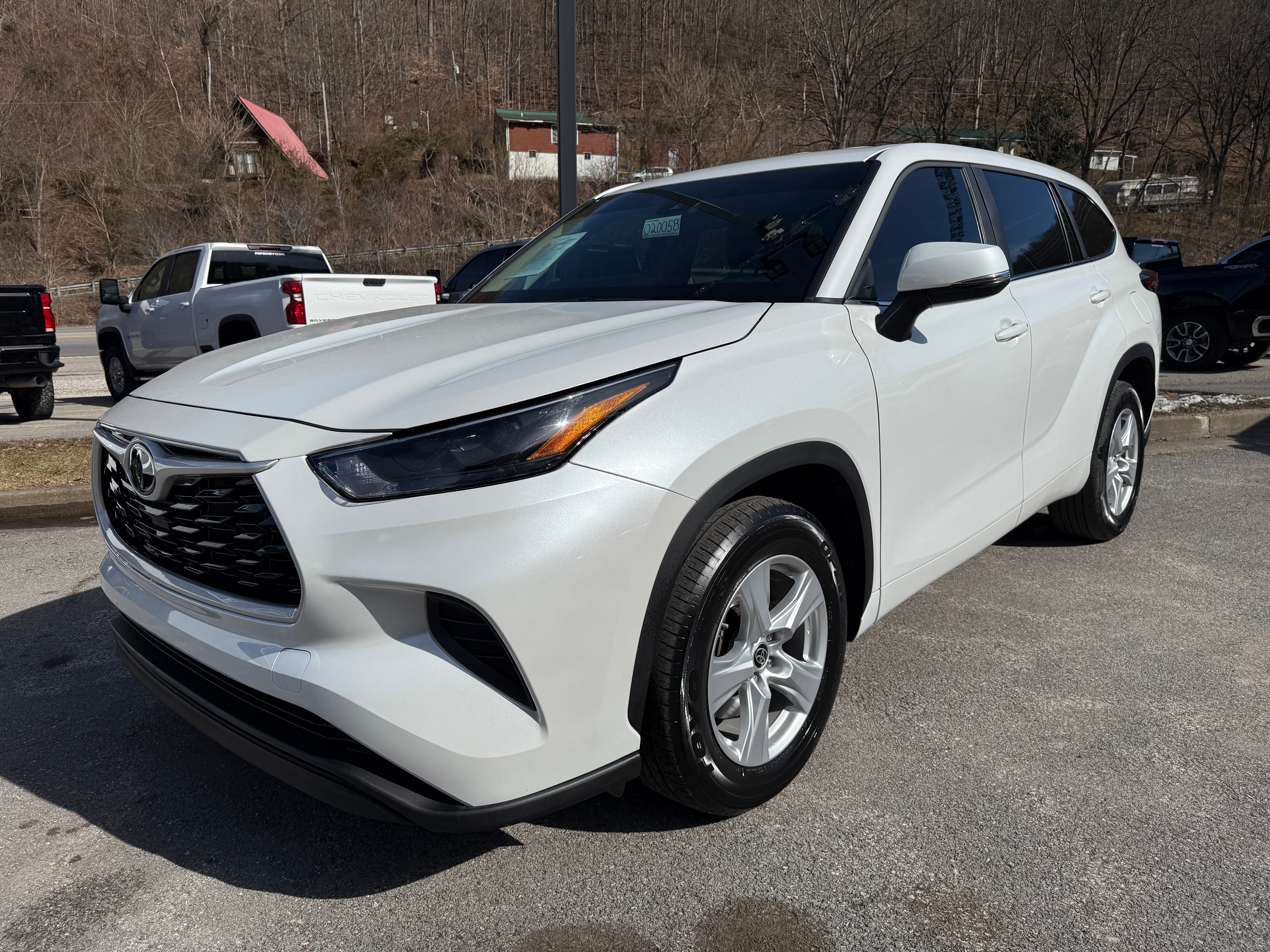 2023 Toyota Highlander L