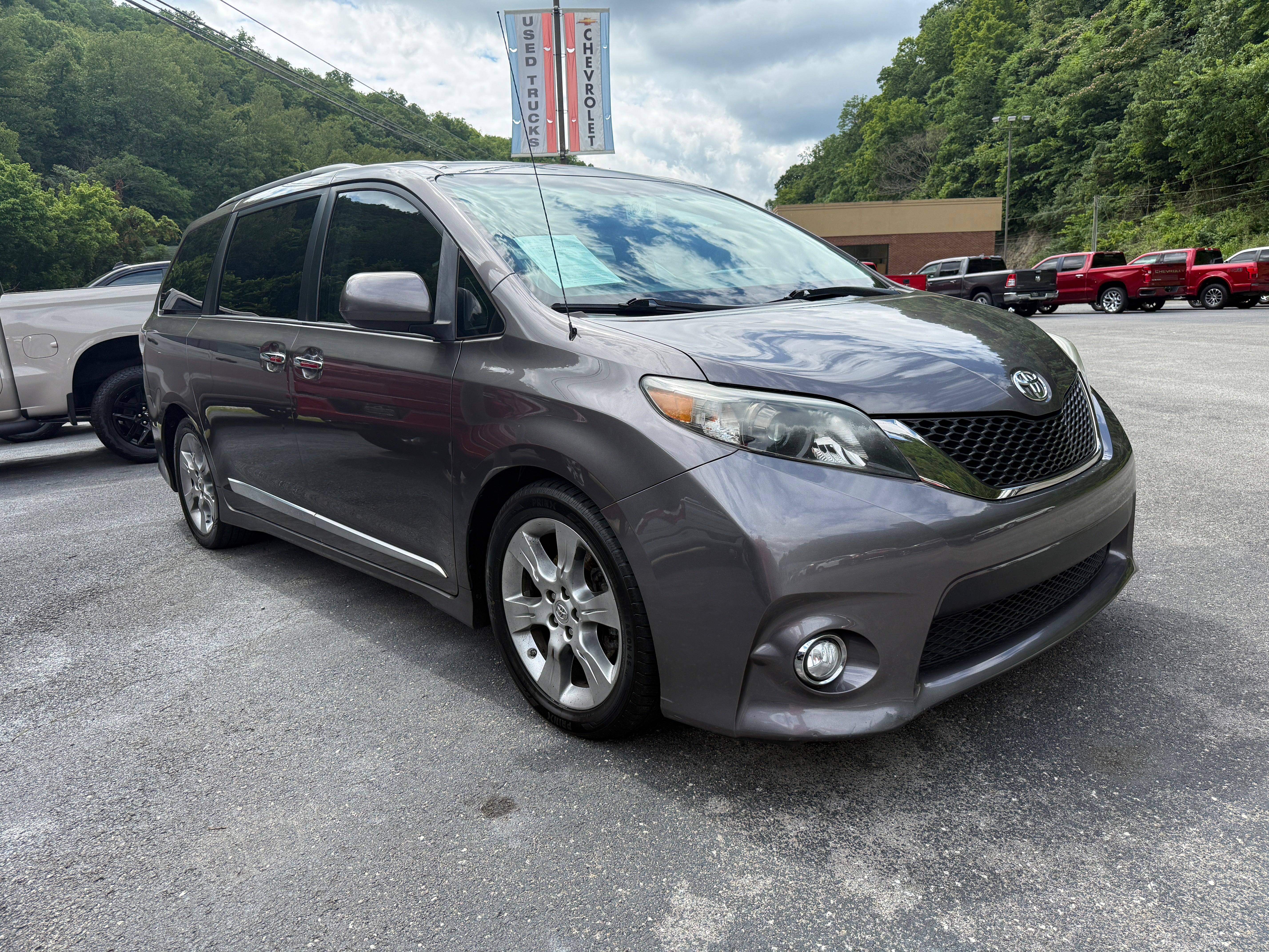 2013 Toyota Sienna SE