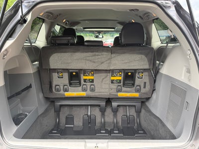 2013 Toyota Sienna SE