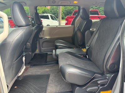 2013 Toyota Sienna SE