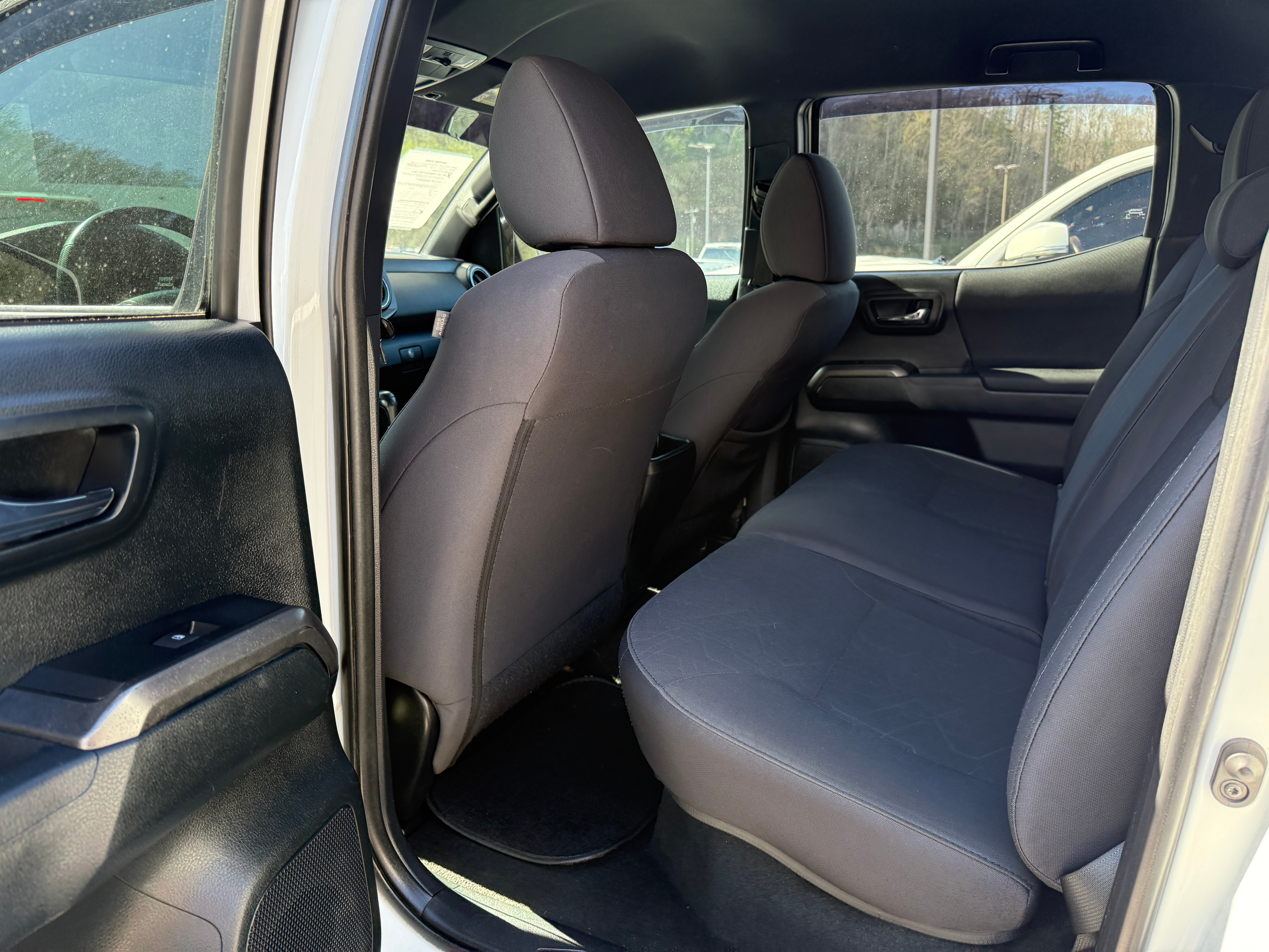 2016 Toyota Tacoma SR