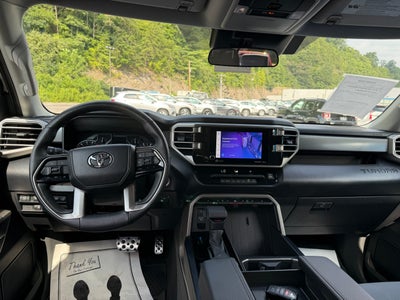 2024 Toyota Tundra 4WD SR5