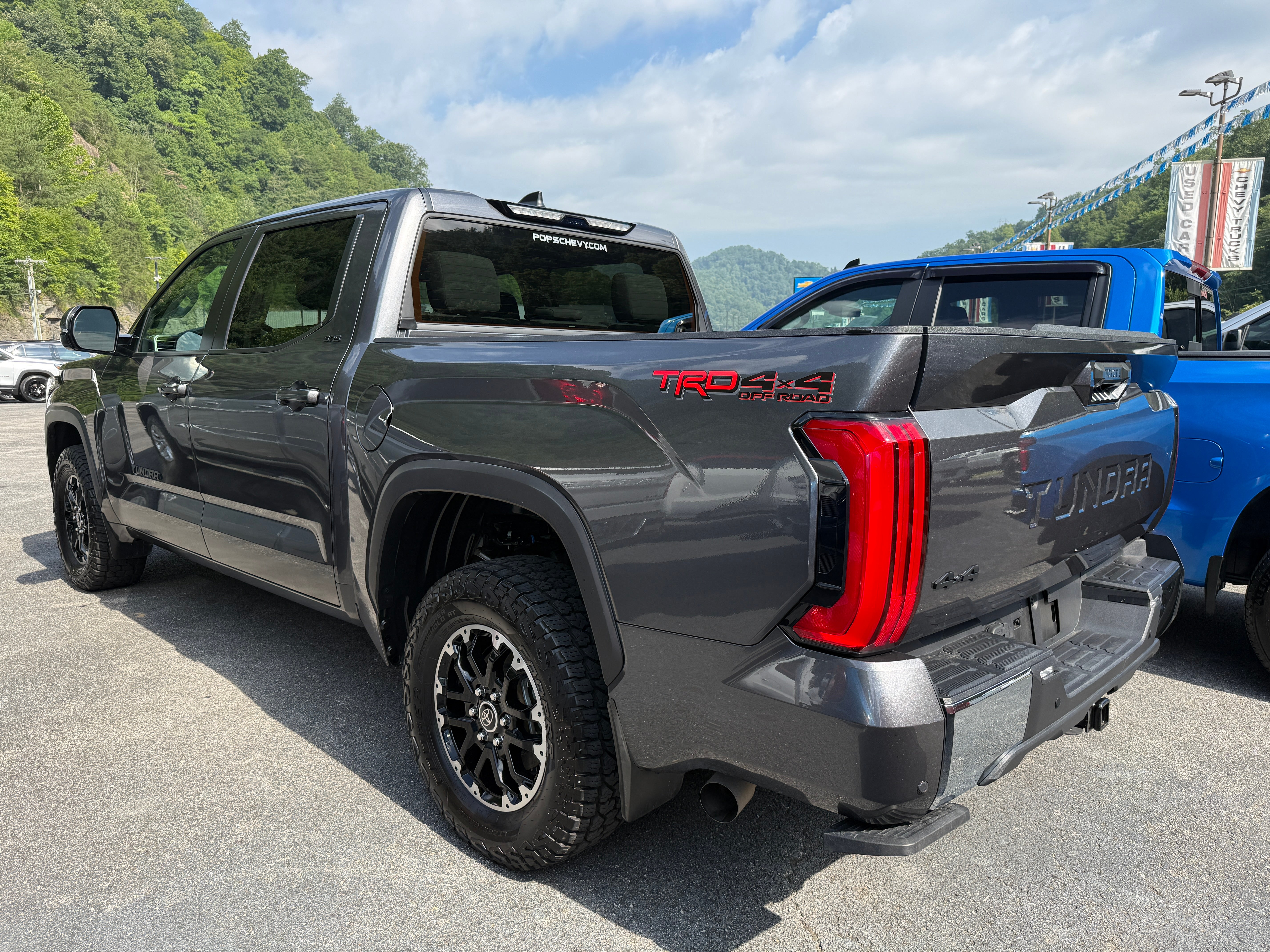 2024 Toyota Tundra 4WD SR5