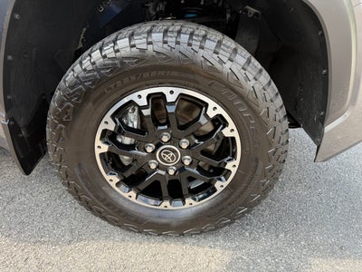 2024 Toyota Tundra 4WD SR5