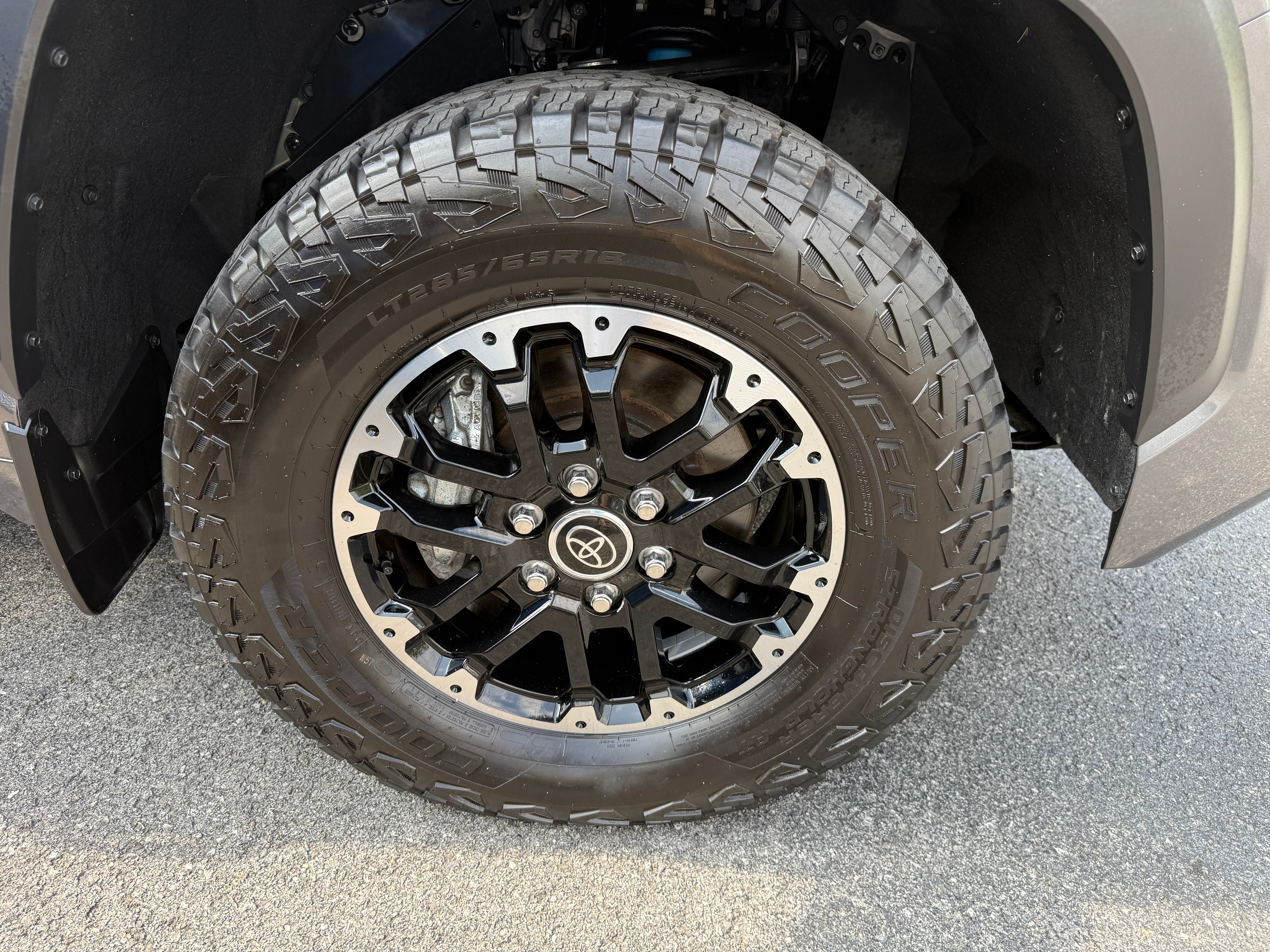 2024 Toyota Tundra 4WD SR5