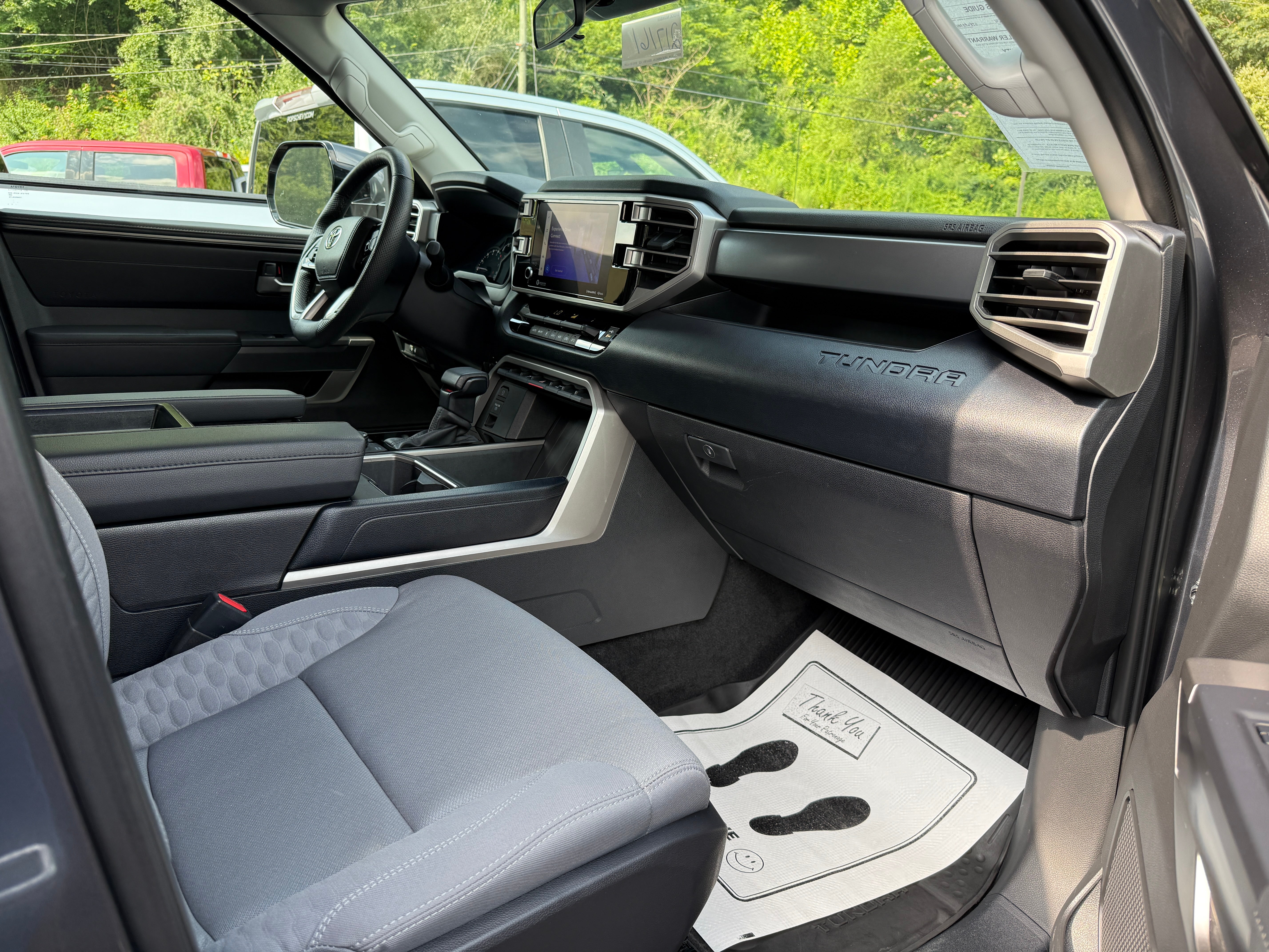 2024 Toyota Tundra 4WD SR5