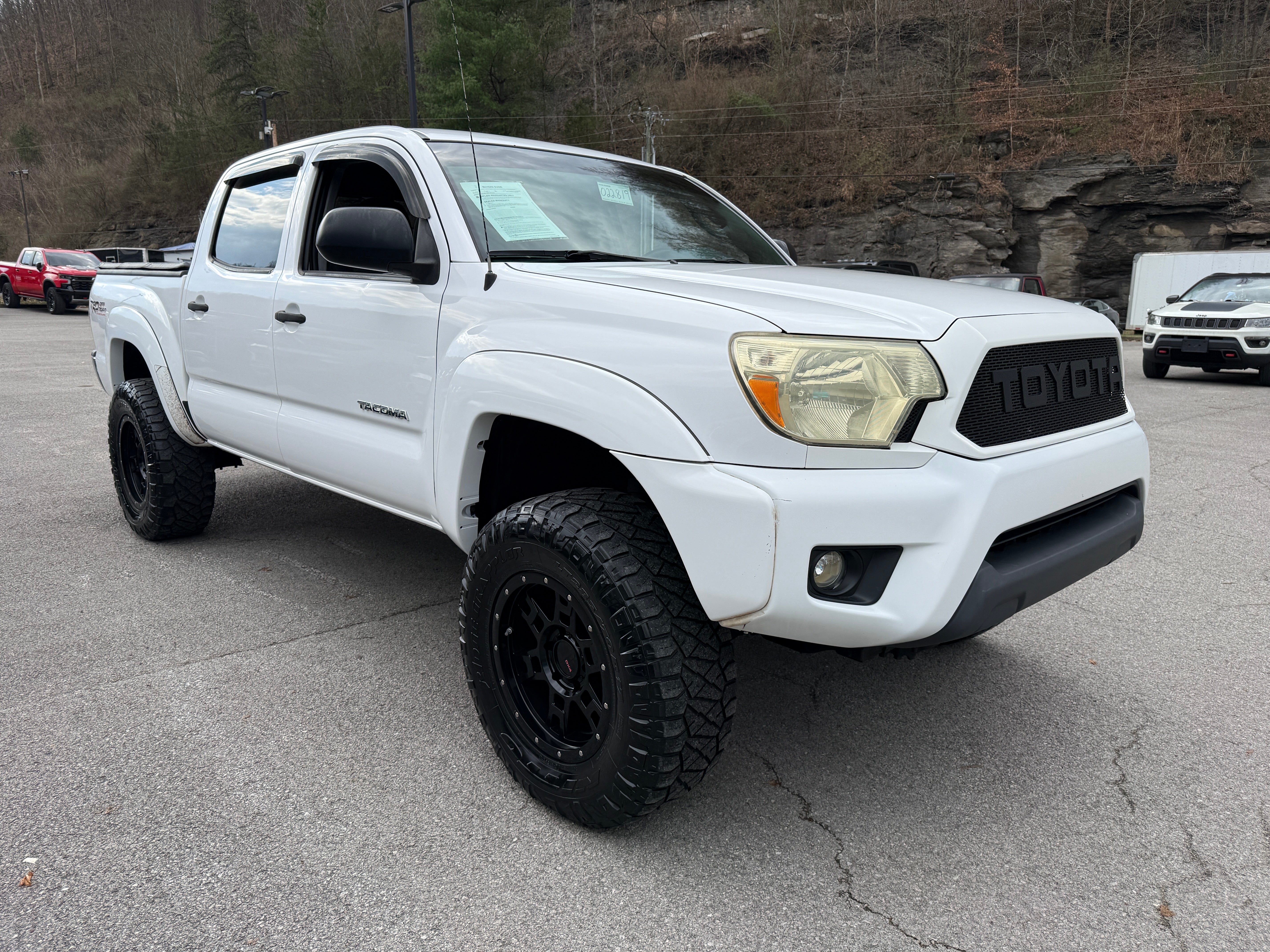 2012 Toyota Tacoma 4WD Double Cab V6 MT (Natl)