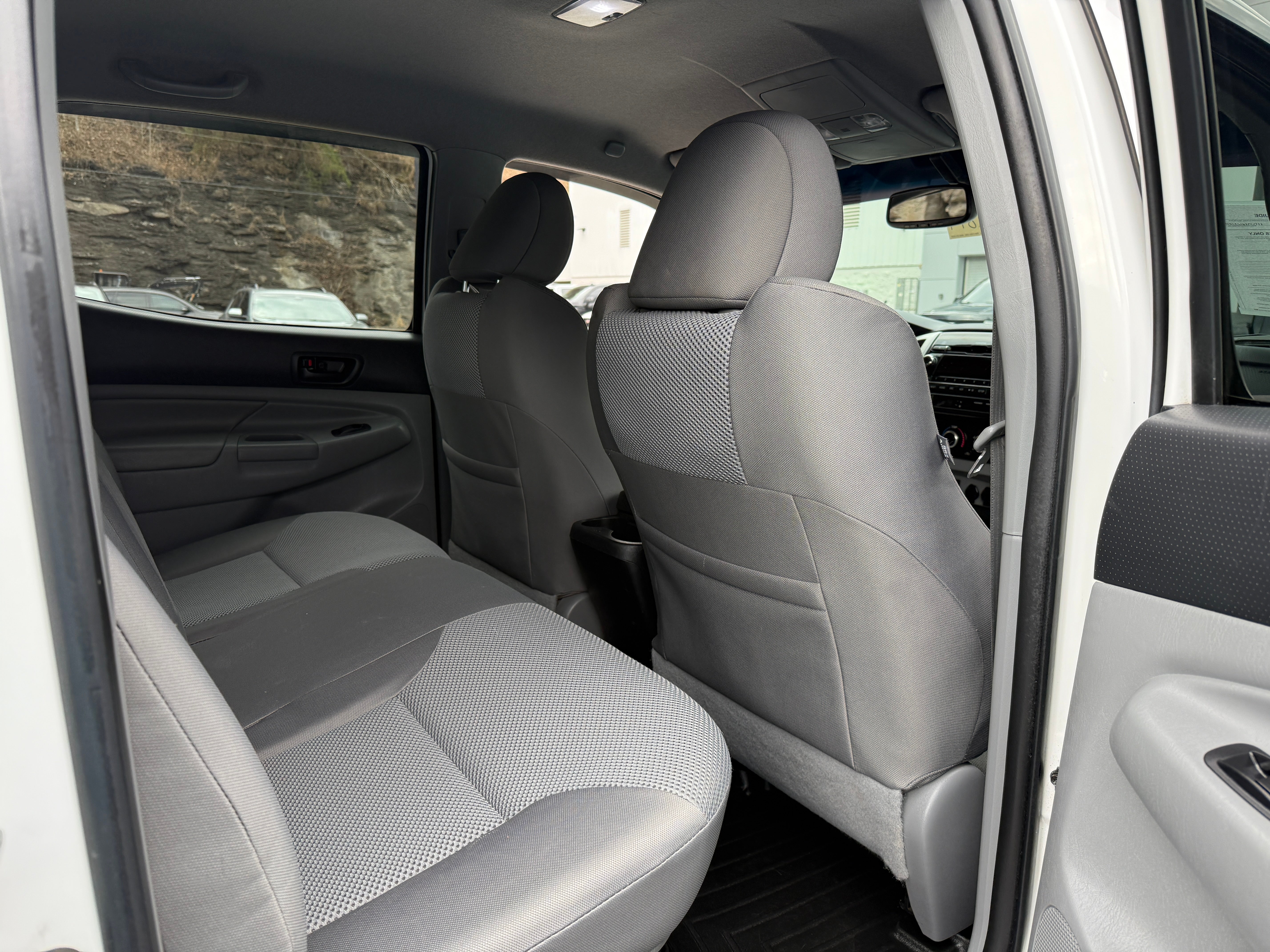 2012 Toyota Tacoma 4WD Double Cab V6 MT (Natl)