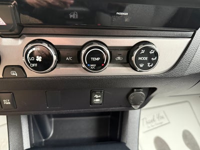 2017 Toyota Tacoma SR