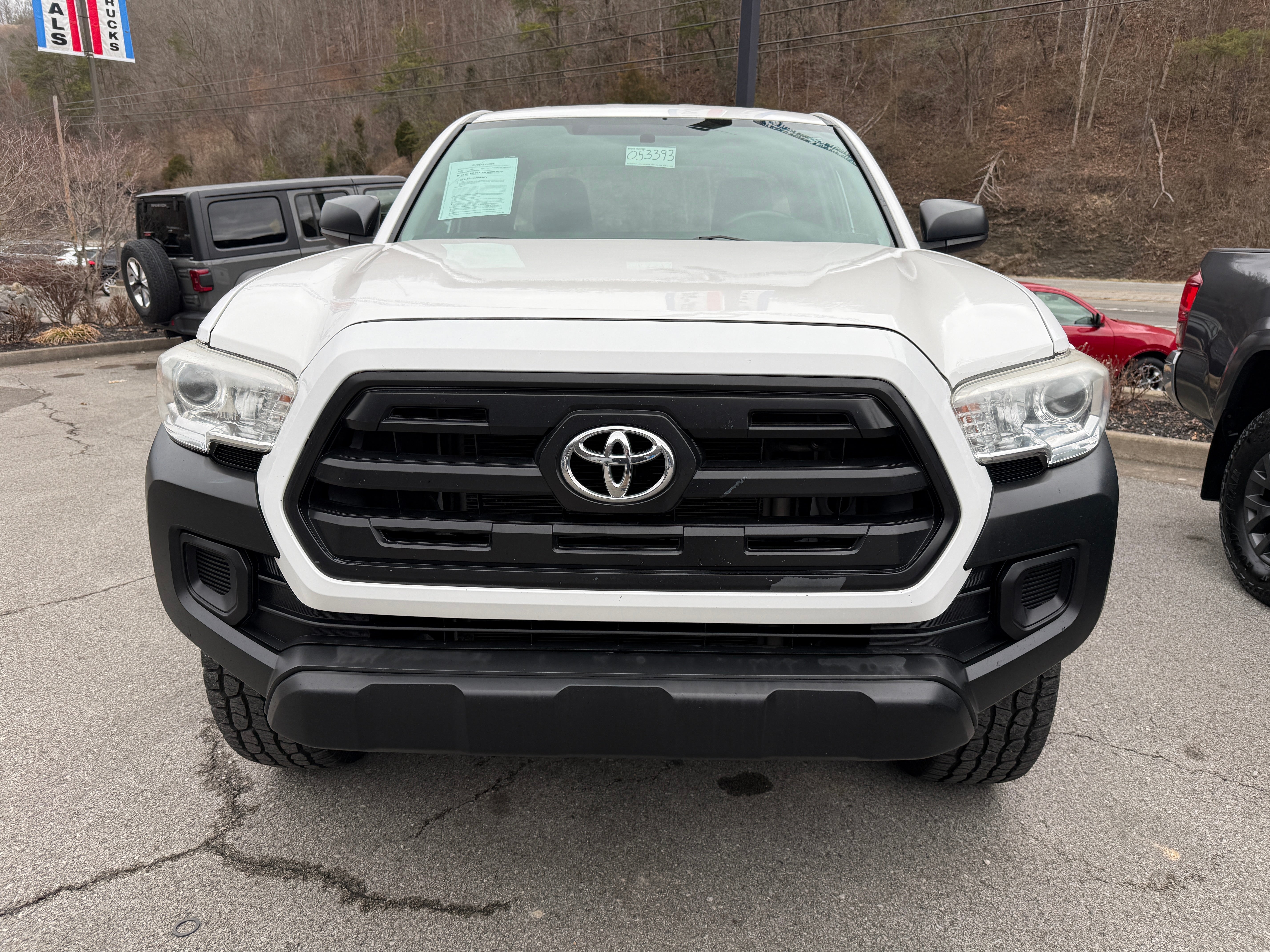 2017 Toyota Tacoma SR