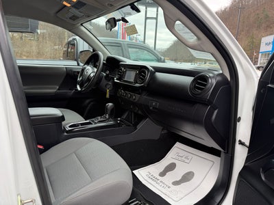 2017 Toyota Tacoma SR