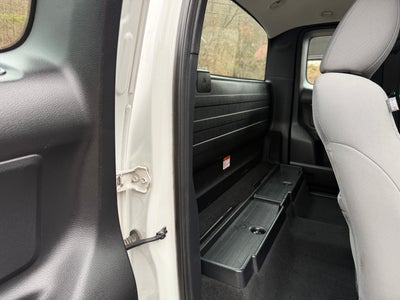 2017 Toyota Tacoma SR