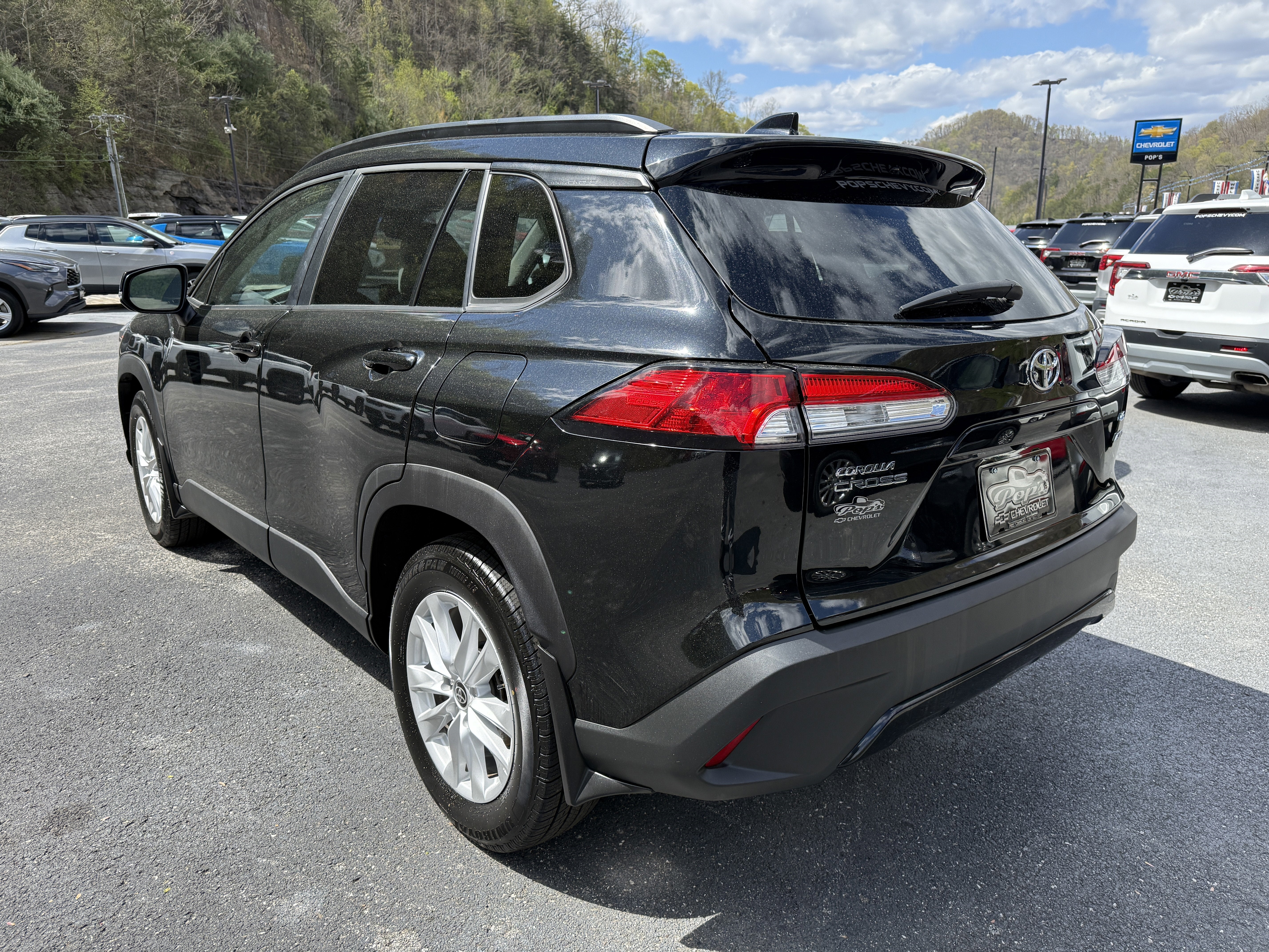 2022 Toyota Corolla Cross LE