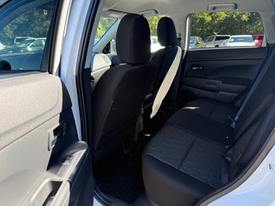 2024 Mitsubishi Outlander Sport S