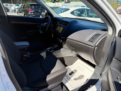 2024 Mitsubishi Outlander Sport S