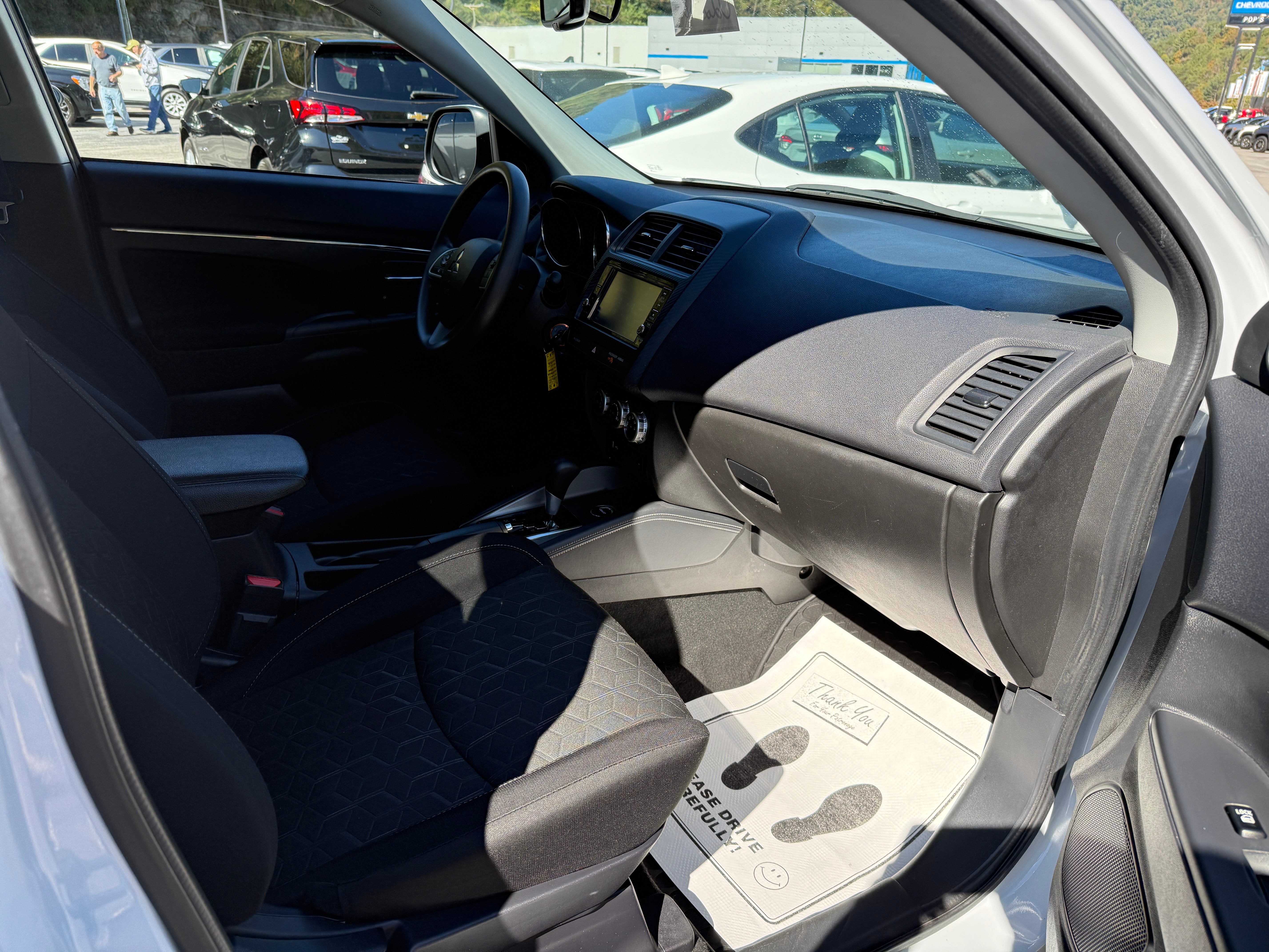 2024 Mitsubishi Outlander Sport S