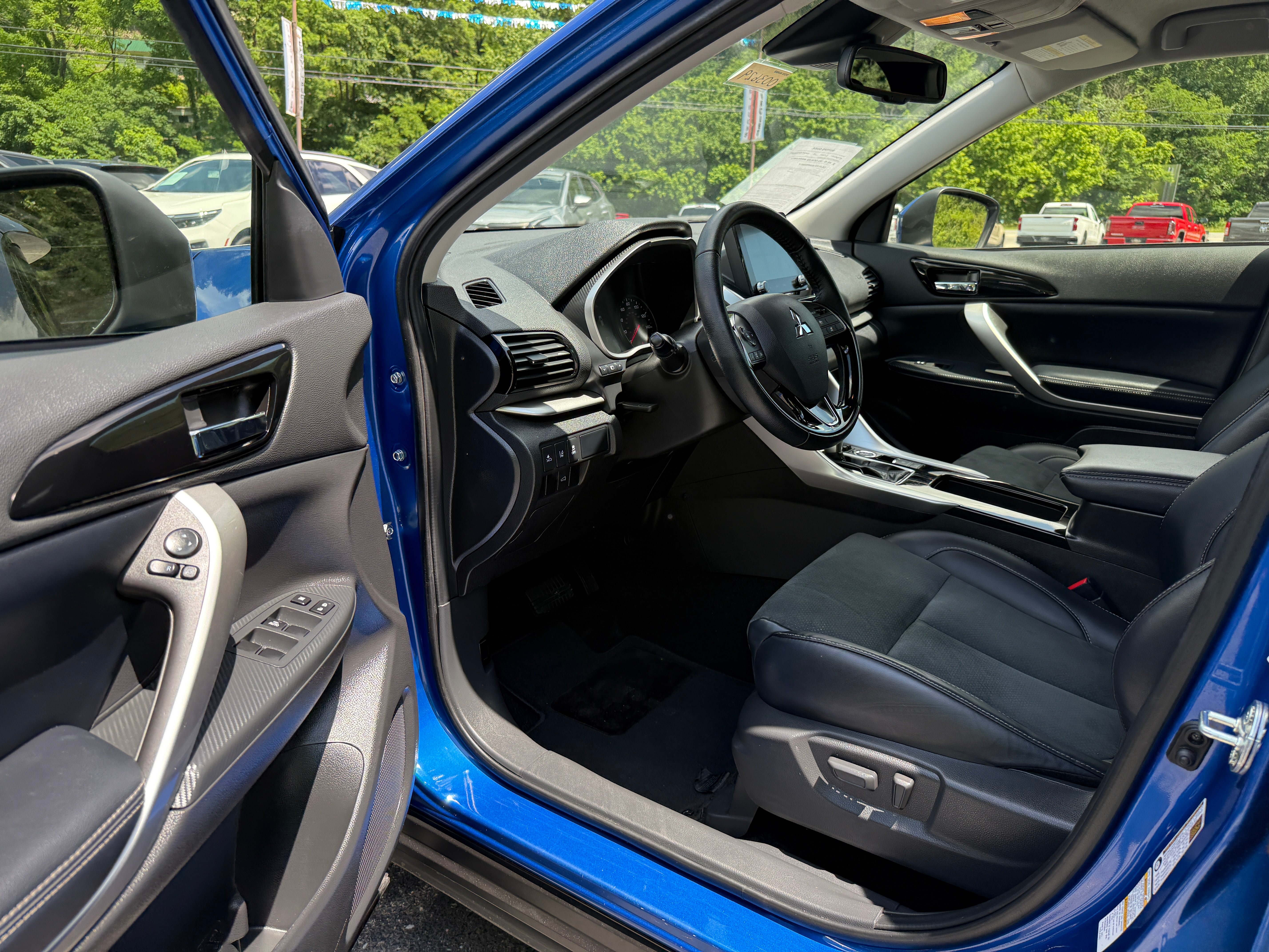 2025 Mitsubishi Eclipse Cross SE