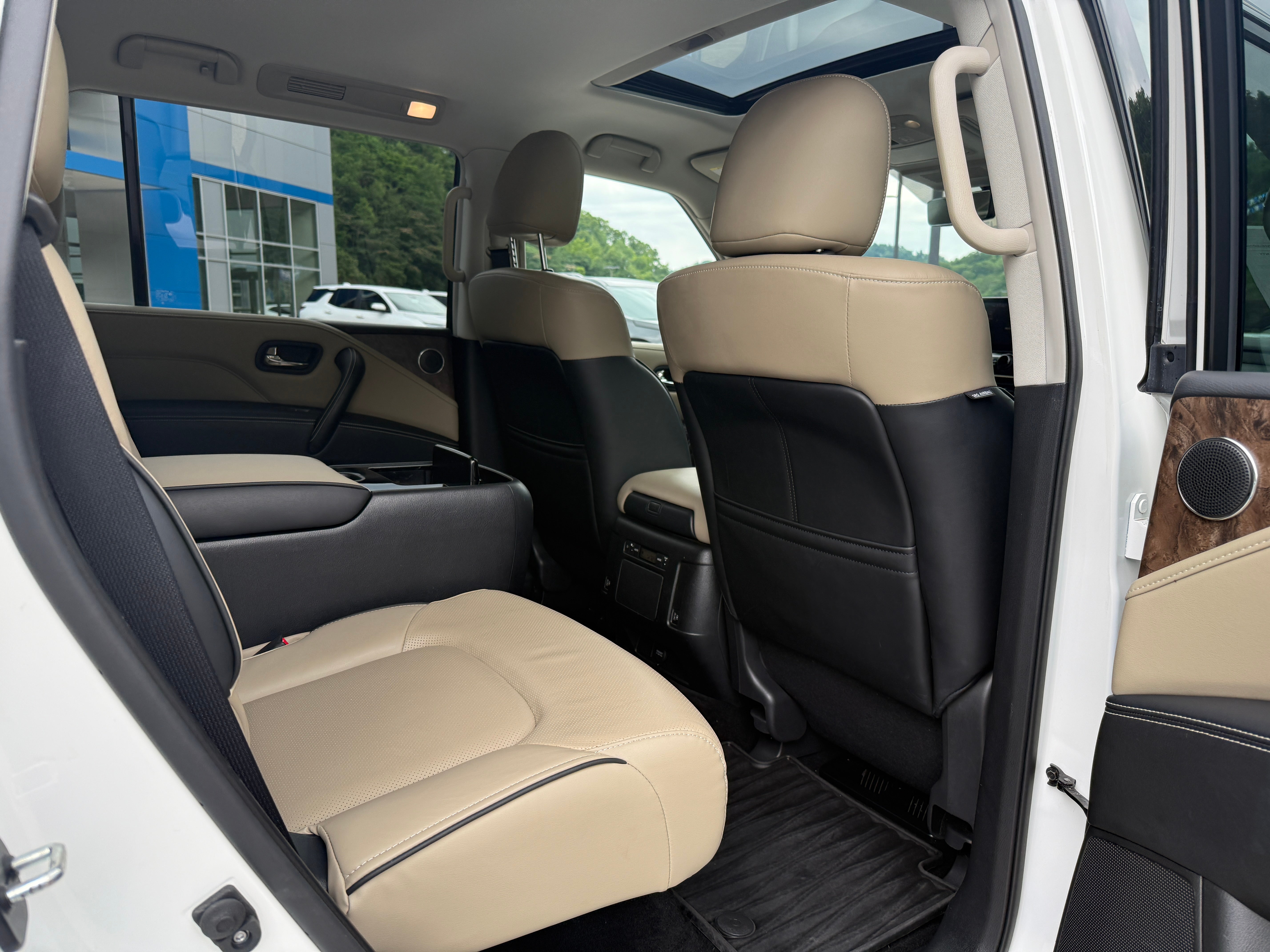 2023 INFINITI QX80 PREMIUM SELECT