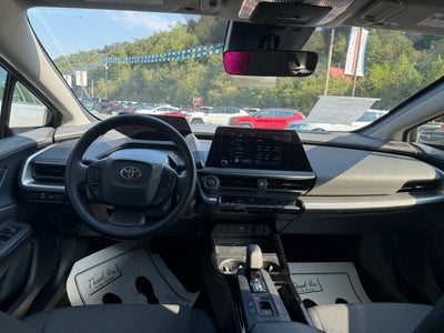 2025 Toyota Prius LE
