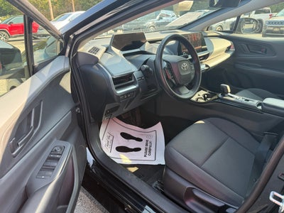 2025 Toyota Prius LE