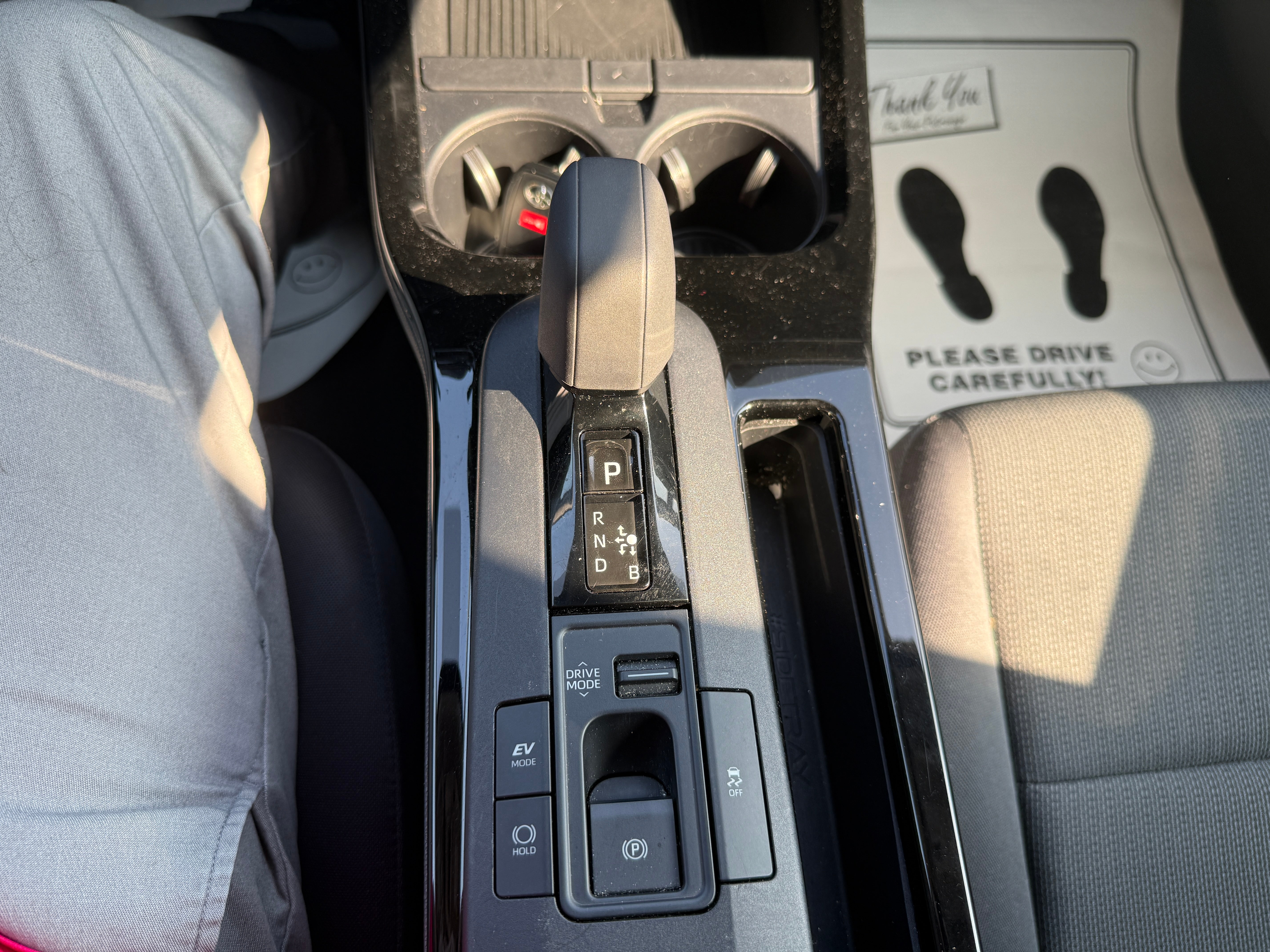 2025 Toyota Prius LE