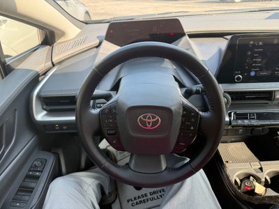 2025 Toyota Prius LE